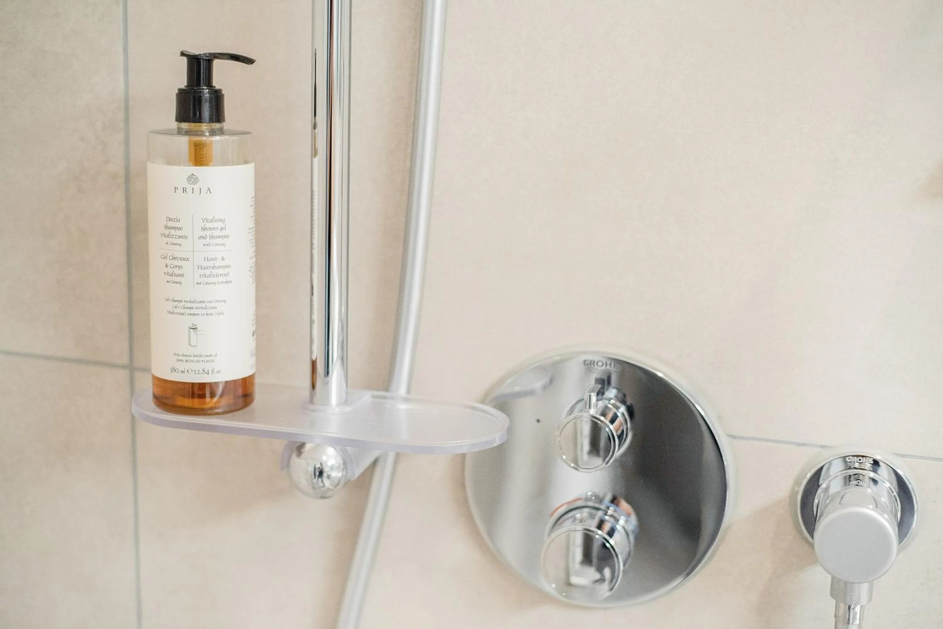 Bathroom in BRIGHT: Rosenheim Aicherpark