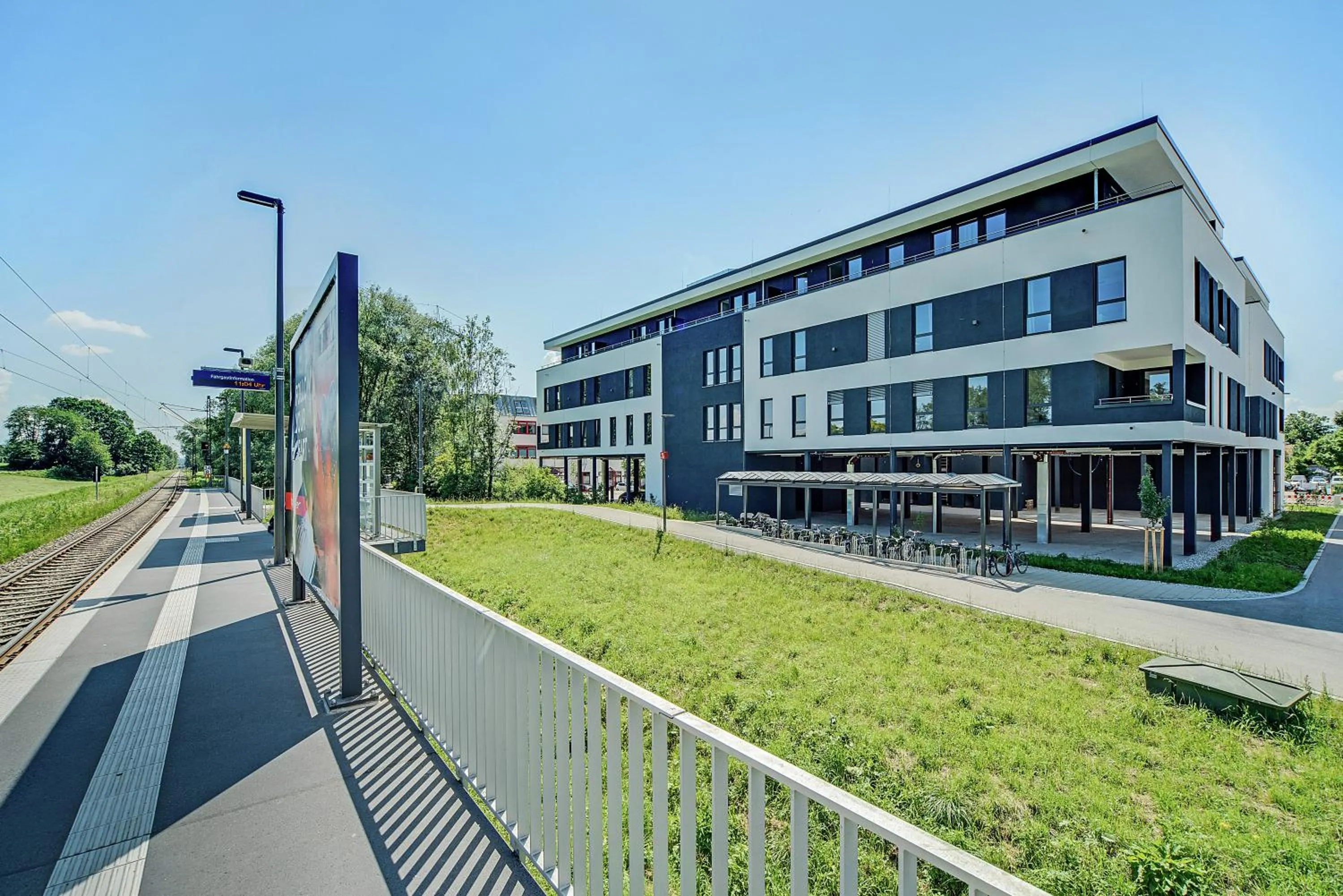 Property building in BRIGHT: Rosenheim Aicherpark