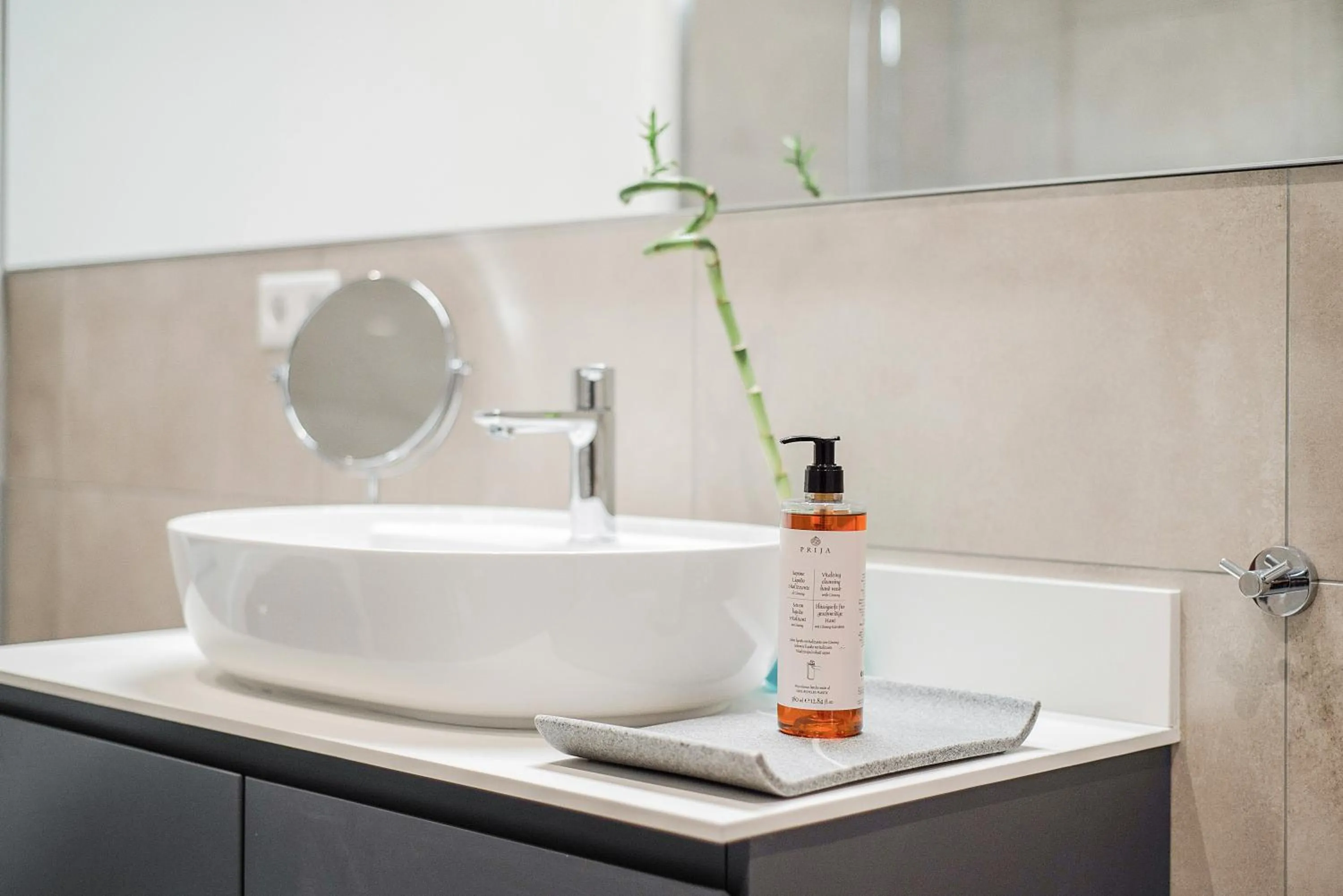 Bathroom in BRIGHT: Rosenheim Aicherpark