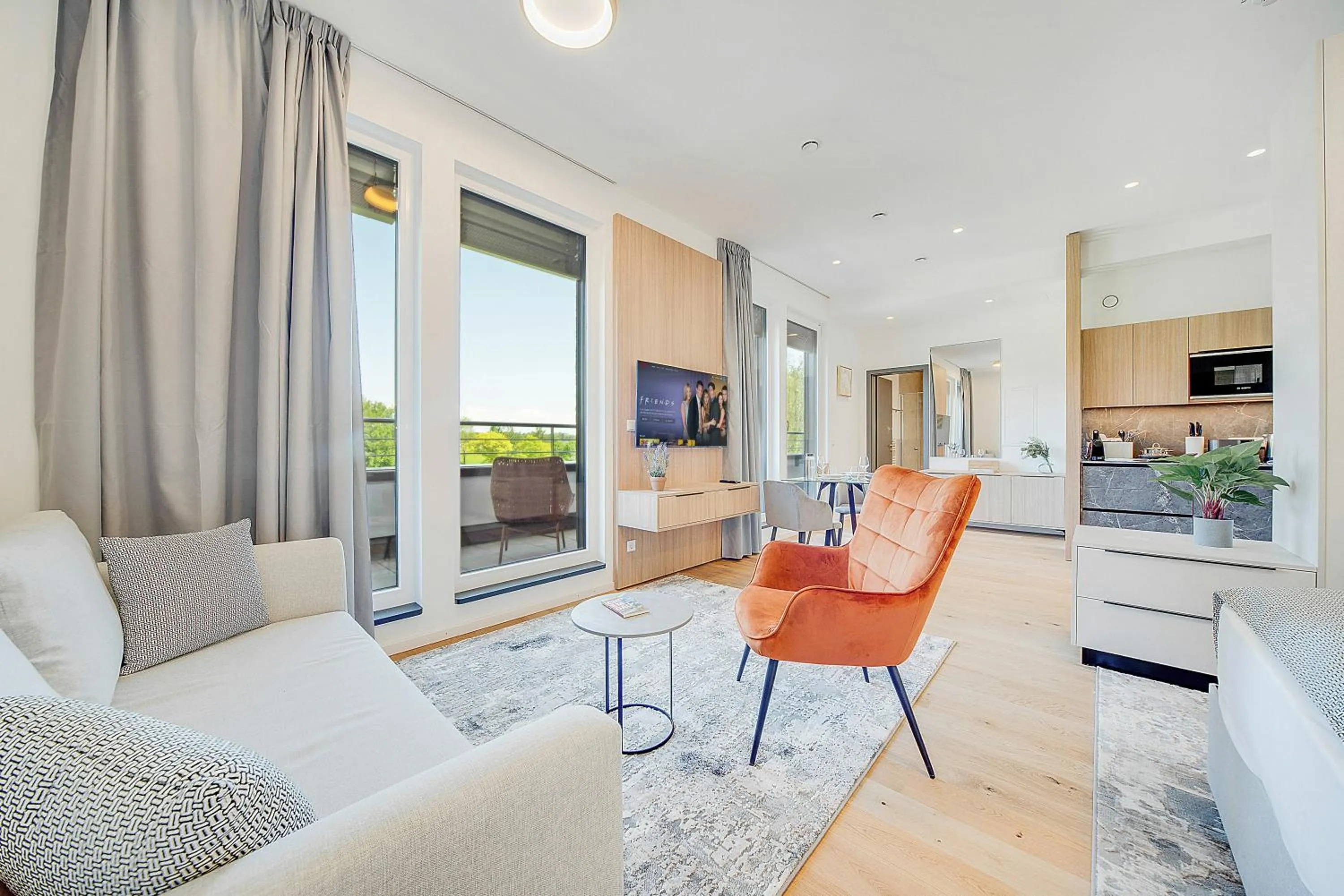 Living room in BRIGHT: Rosenheim Aicherpark