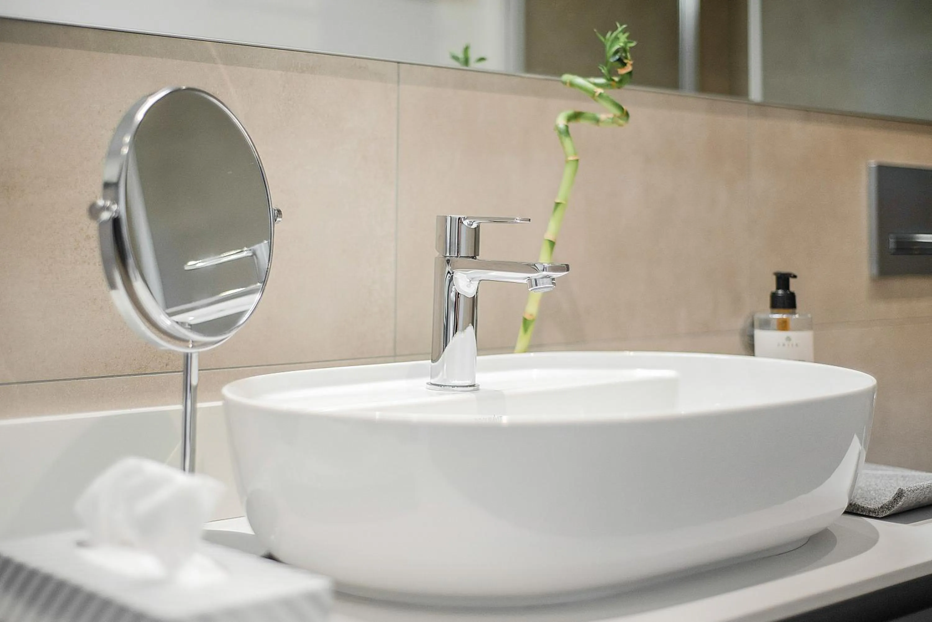 Bathroom in BRIGHT: Rosenheim Aicherpark