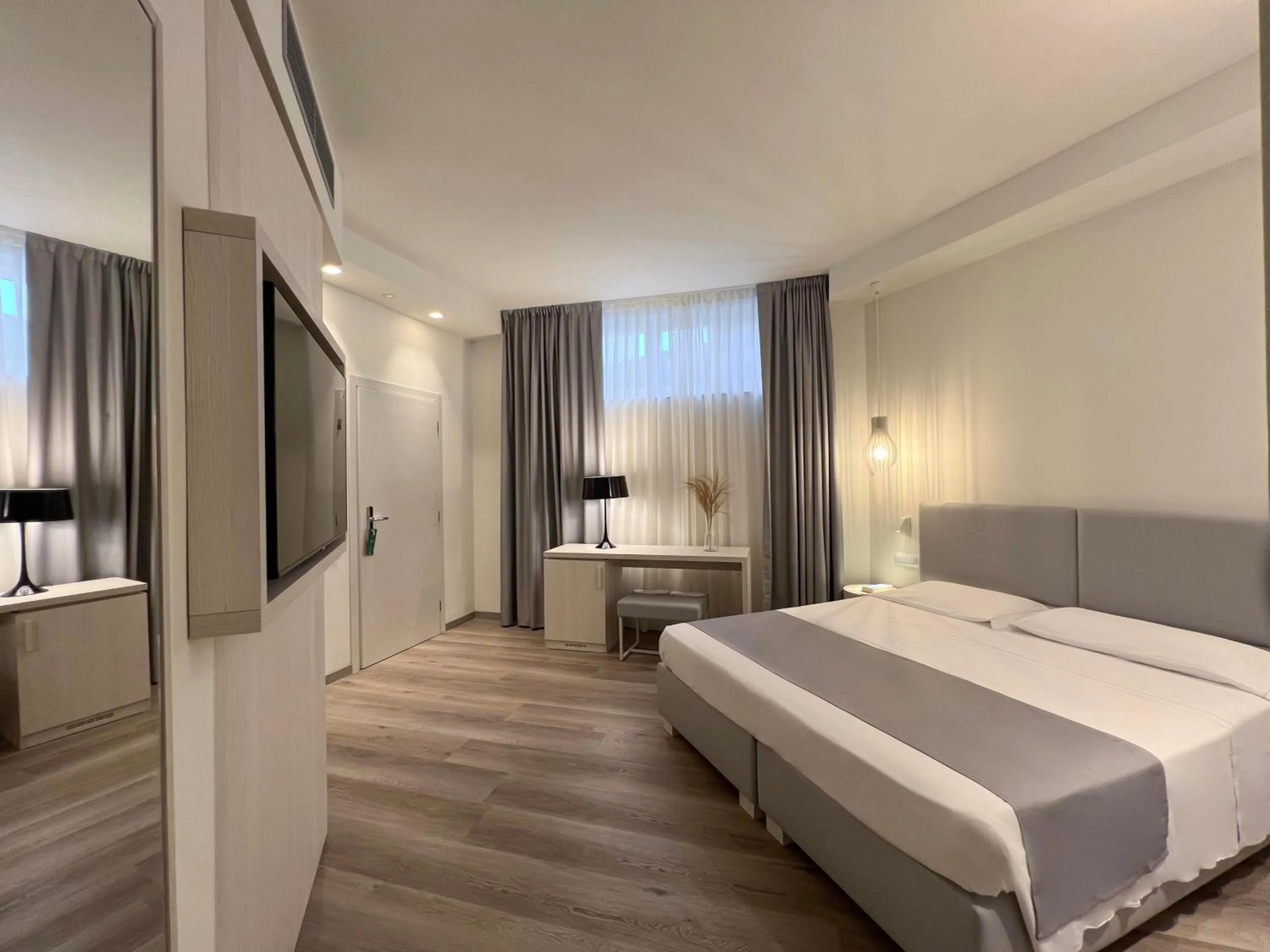 Photo of the whole room, Bed in Hotel Rex