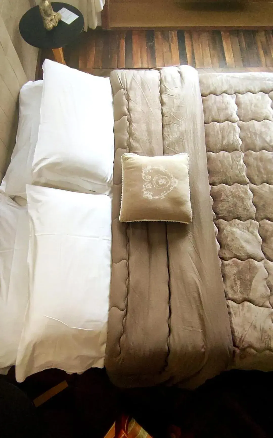 Large Double Room in Aedes B&B Il Giardino dei Sogni Large Double Room in Aedes B&B Il Giardino dei Sogni