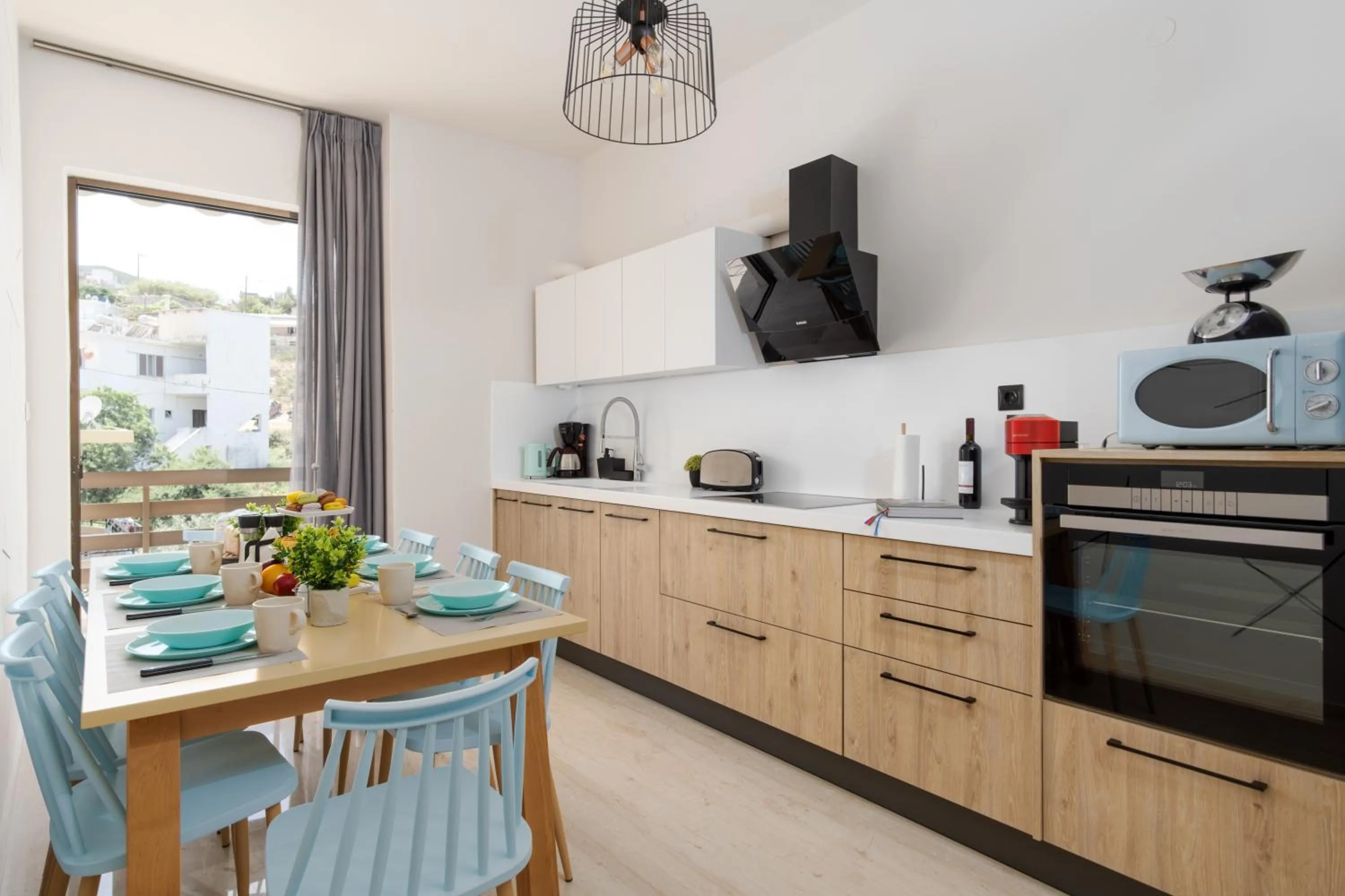 NIMA1 4 bedroom apt centraly located in Rethimno