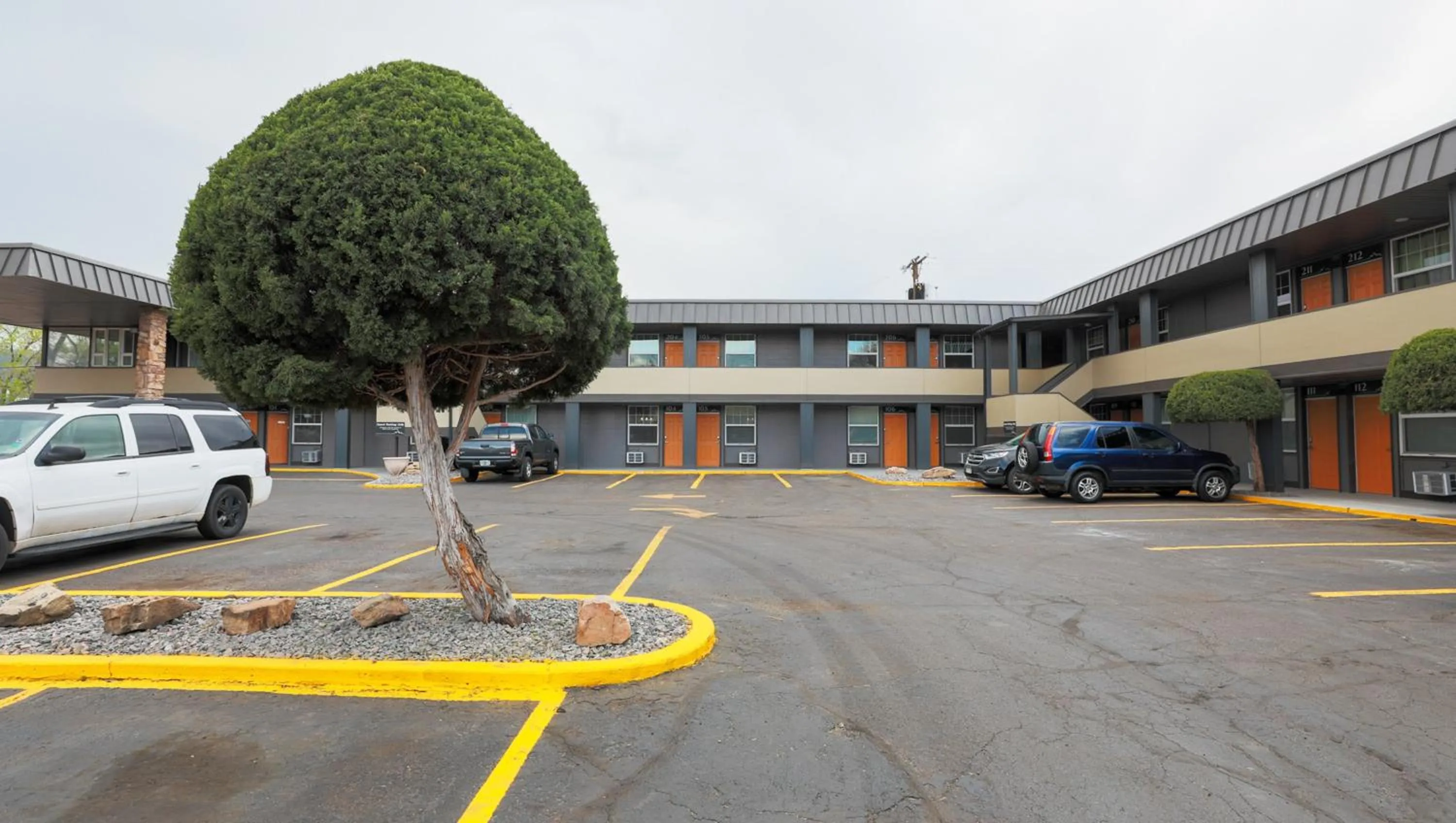 Property building in Modern Motel