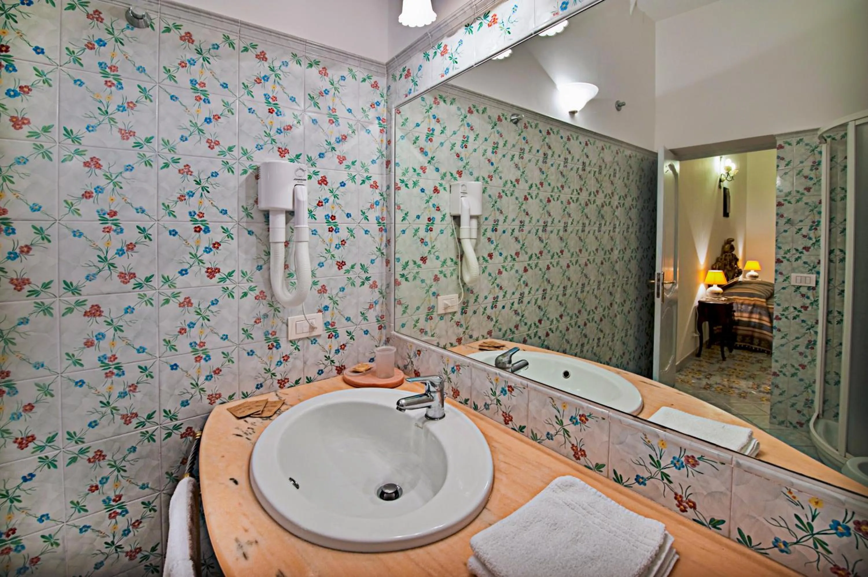 Bathroom in La Rosa Dei Venti