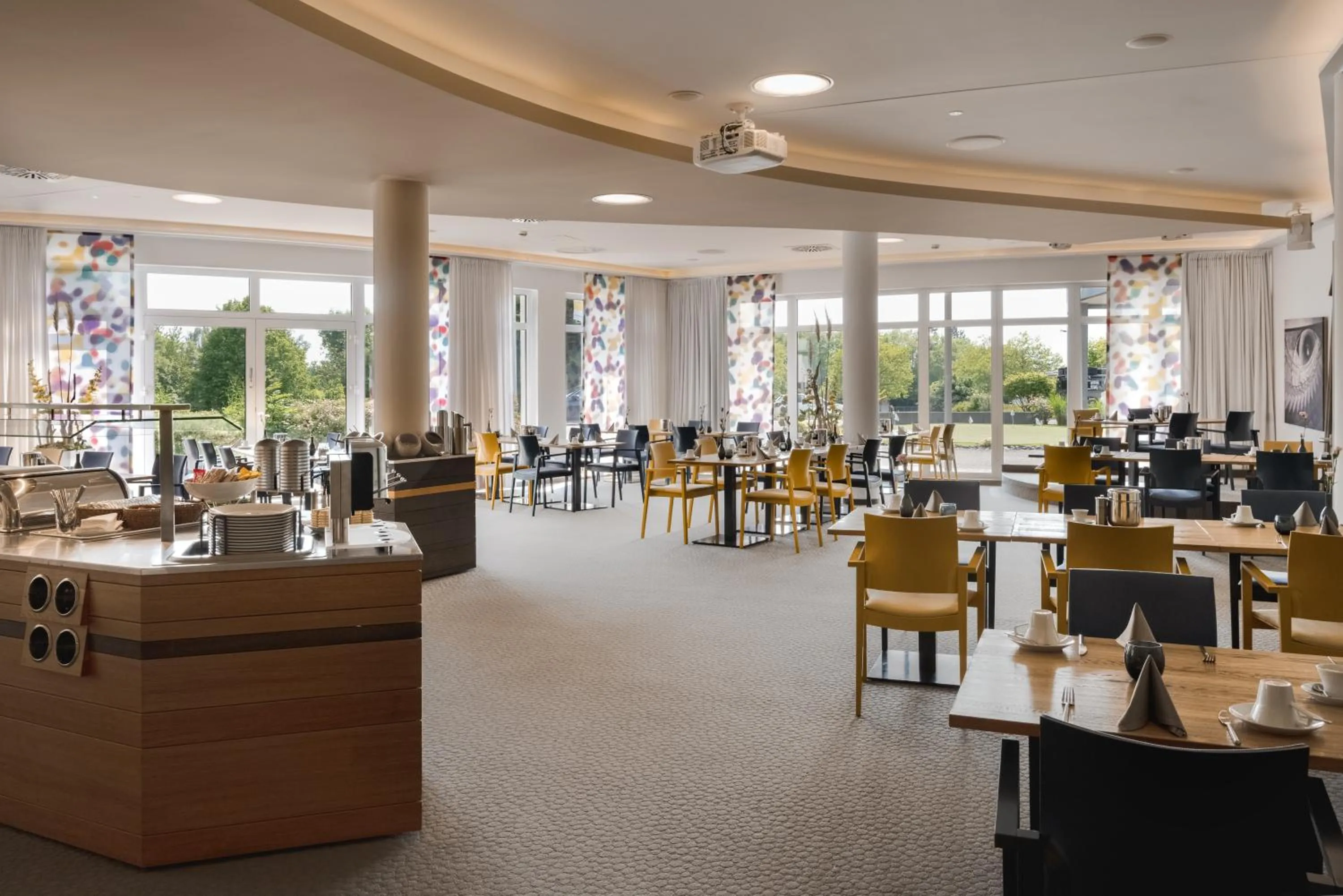 Restaurant/places to eat in Sport- & Seminarhotel Glockenspitze