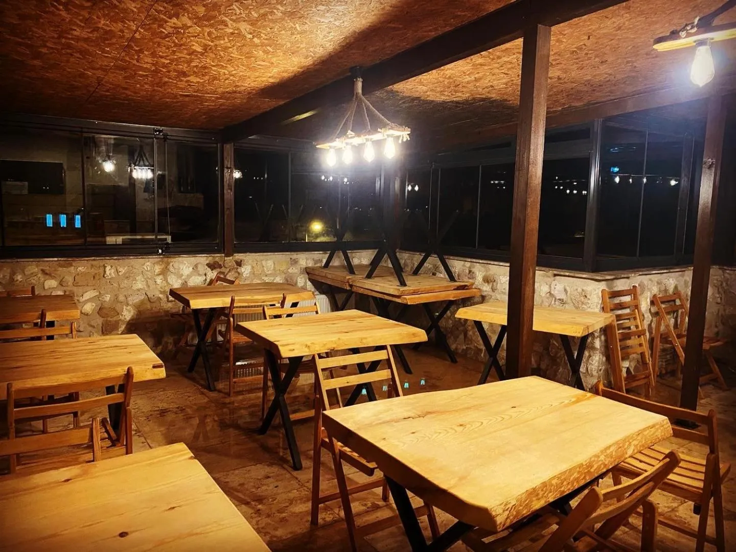 Restaurant/places to eat in Ala Stone House