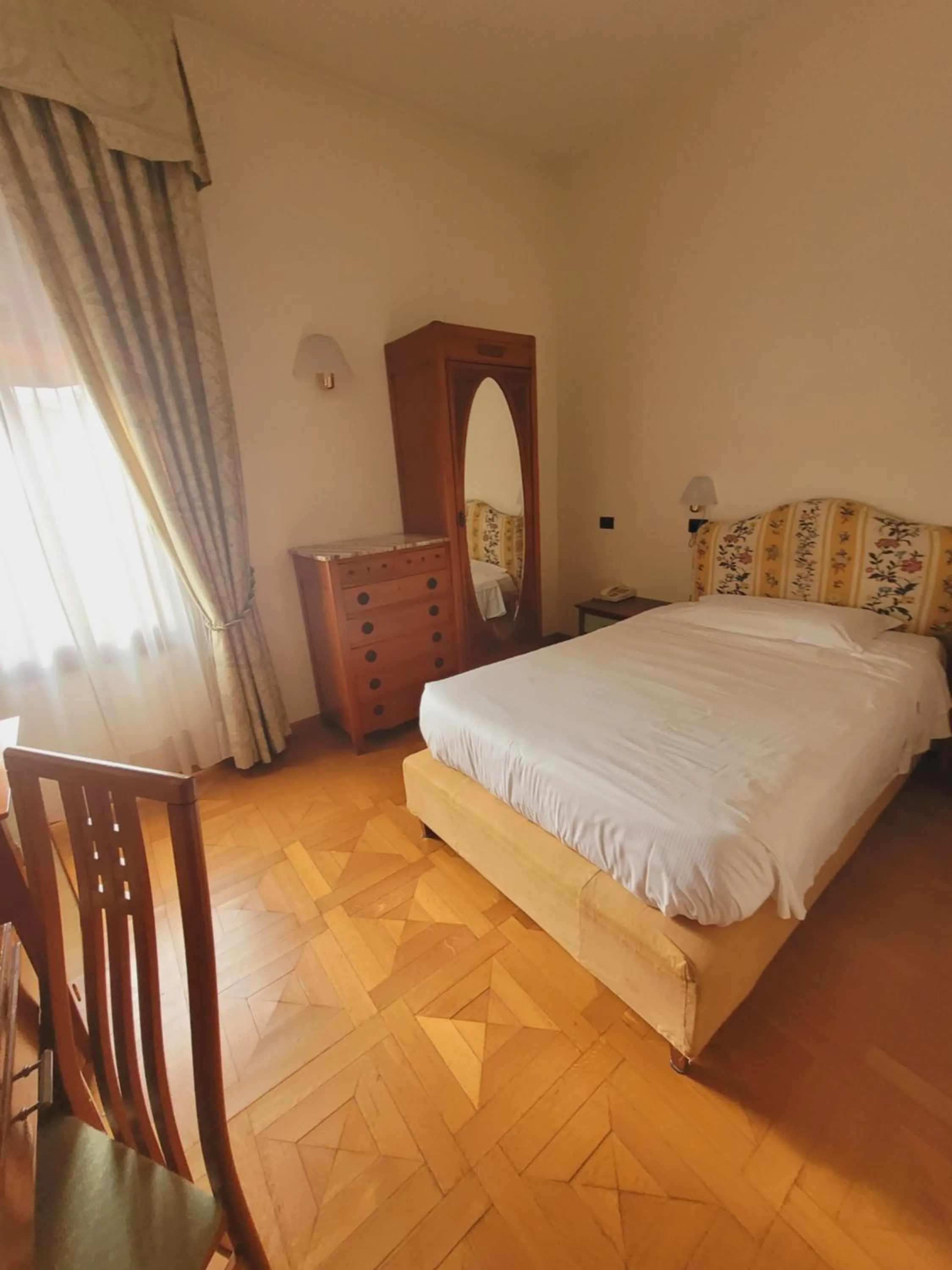 Bedroom, Bed in Alla Rocca Hotel Conference & Restaurant