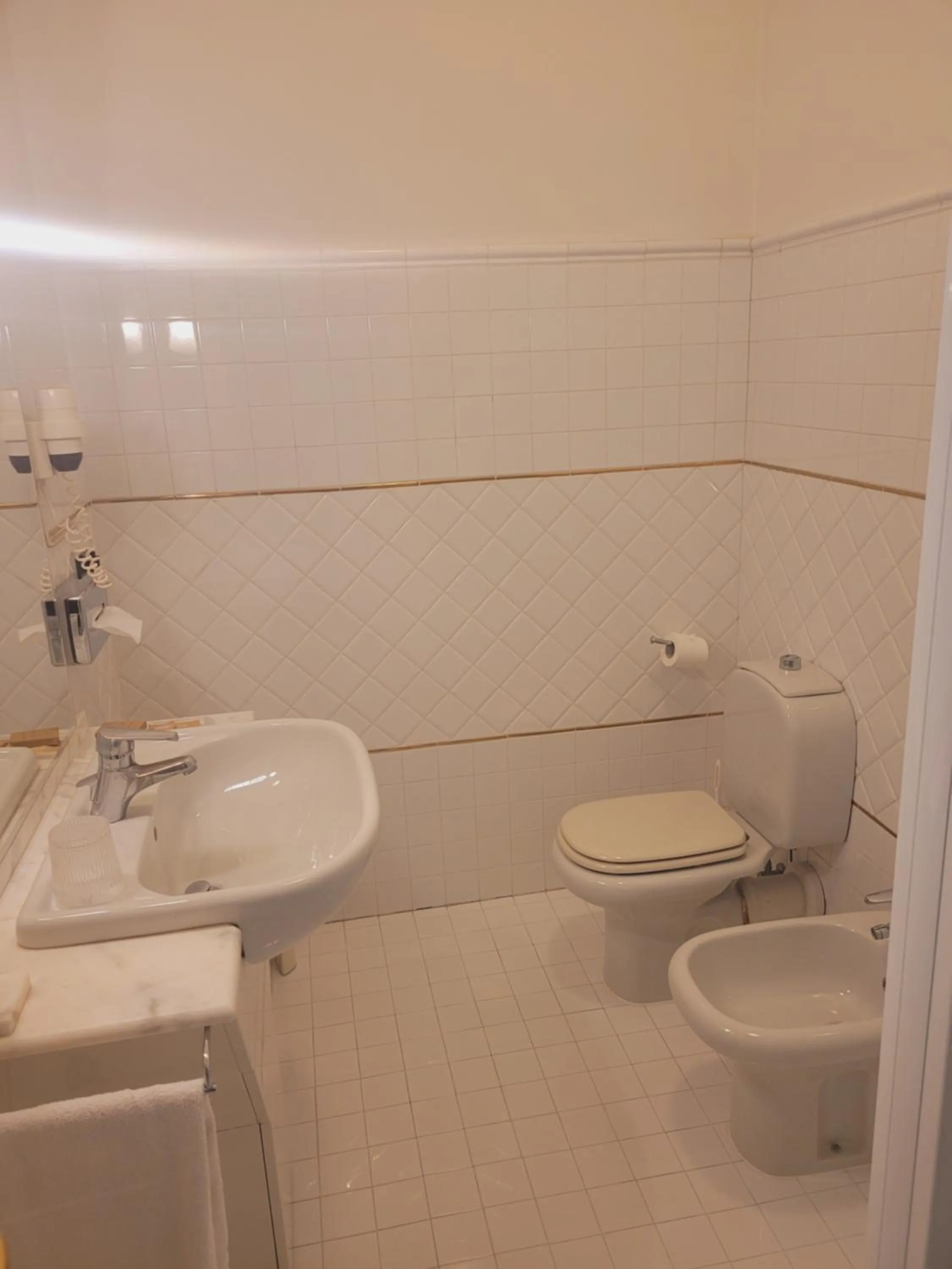 Bathroom in Alla Rocca Hotel Conference & Restaurant