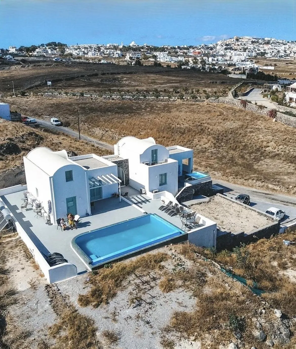 Property building in White Element
