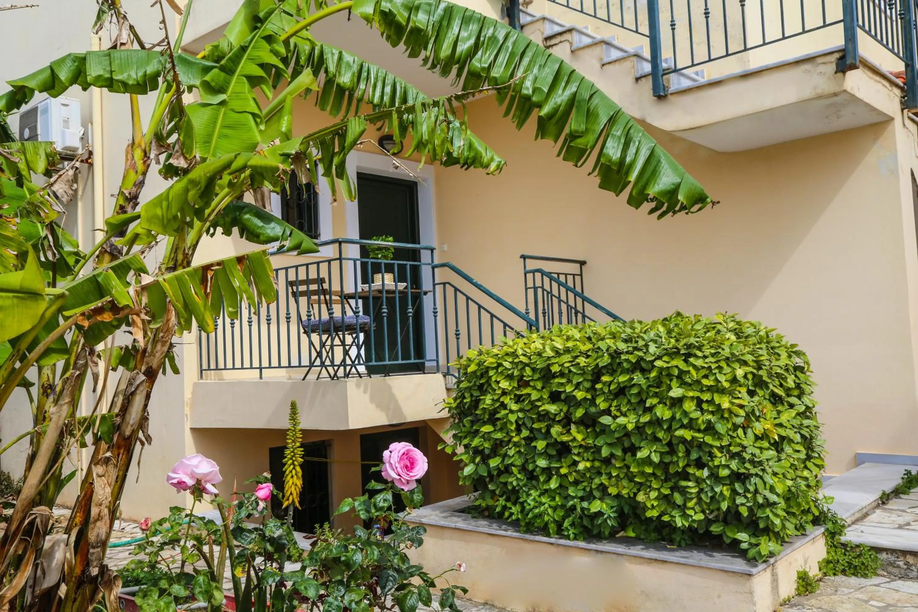 Patio in Oliva Holiday Homes