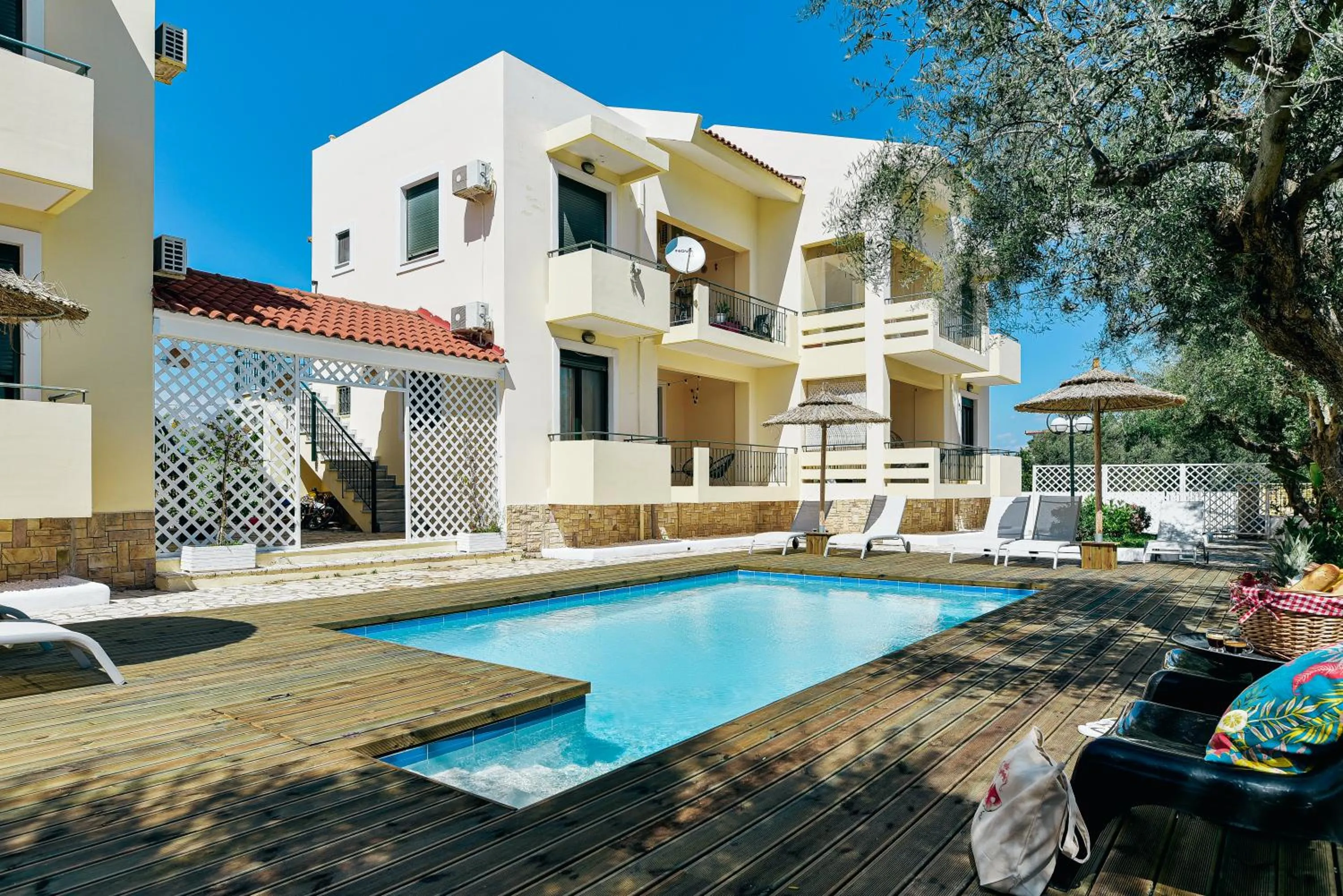 Property building in Oliva Holiday Homes
