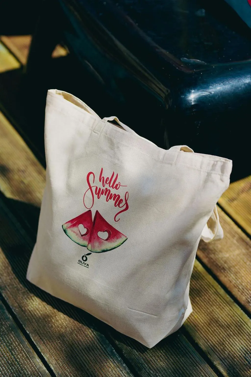 Swimming pool in Oliva Holiday Homes