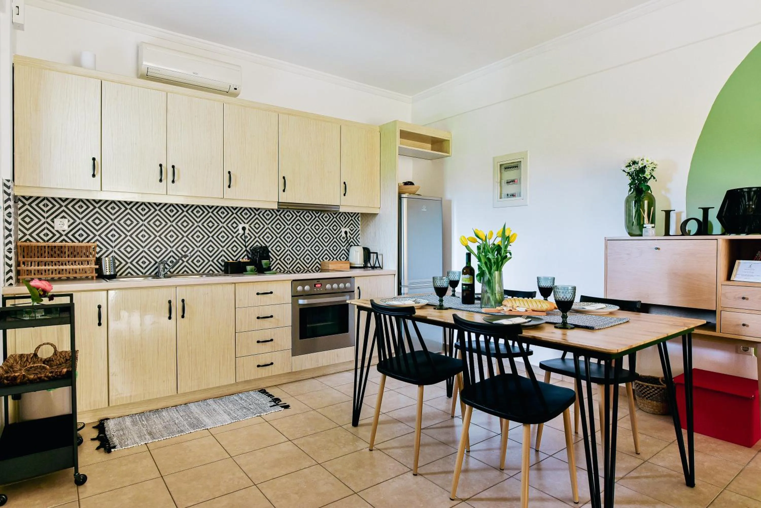 Kitchen or kitchenette in Oliva Holiday Homes