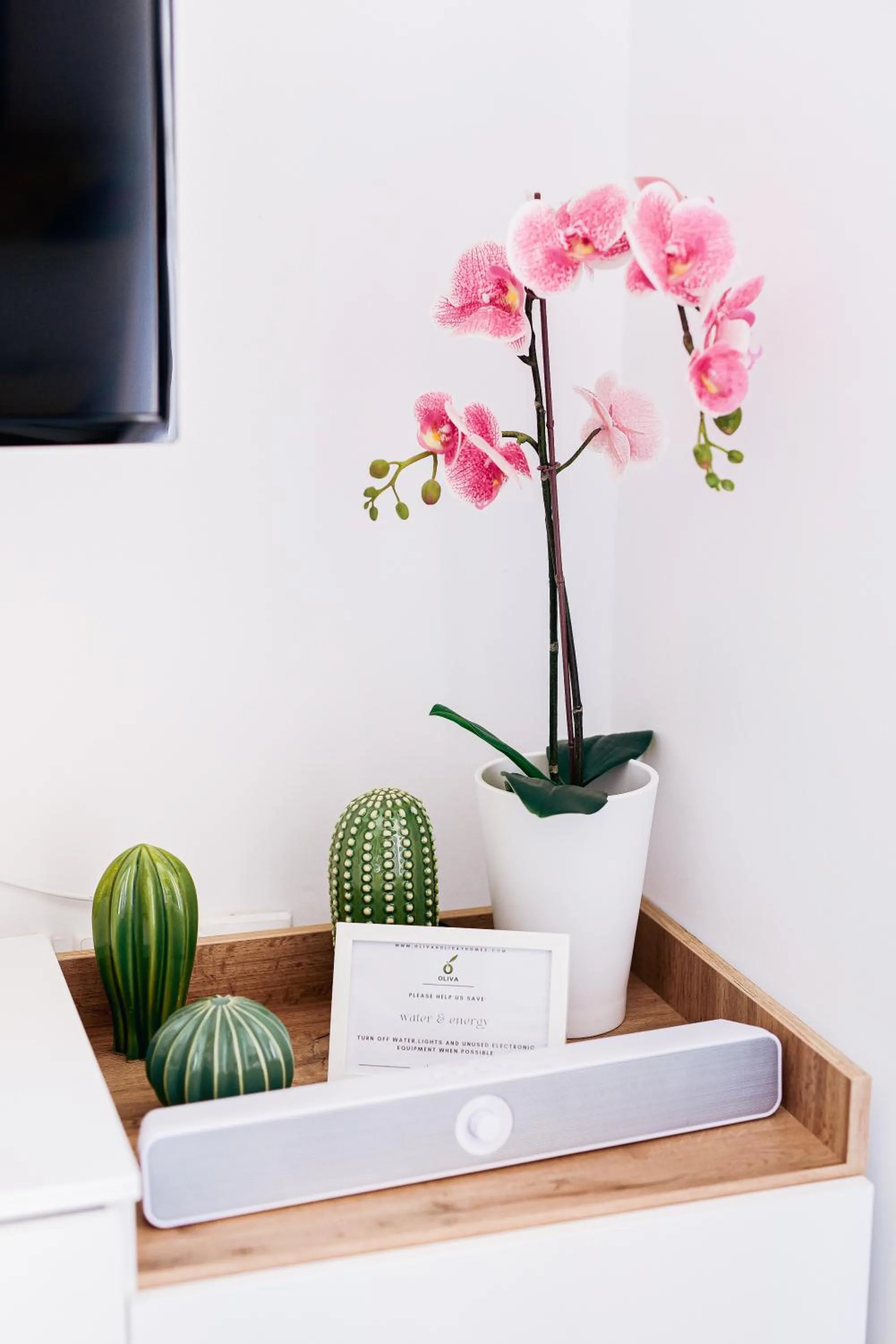 Decorative detail in Oliva Holiday Homes