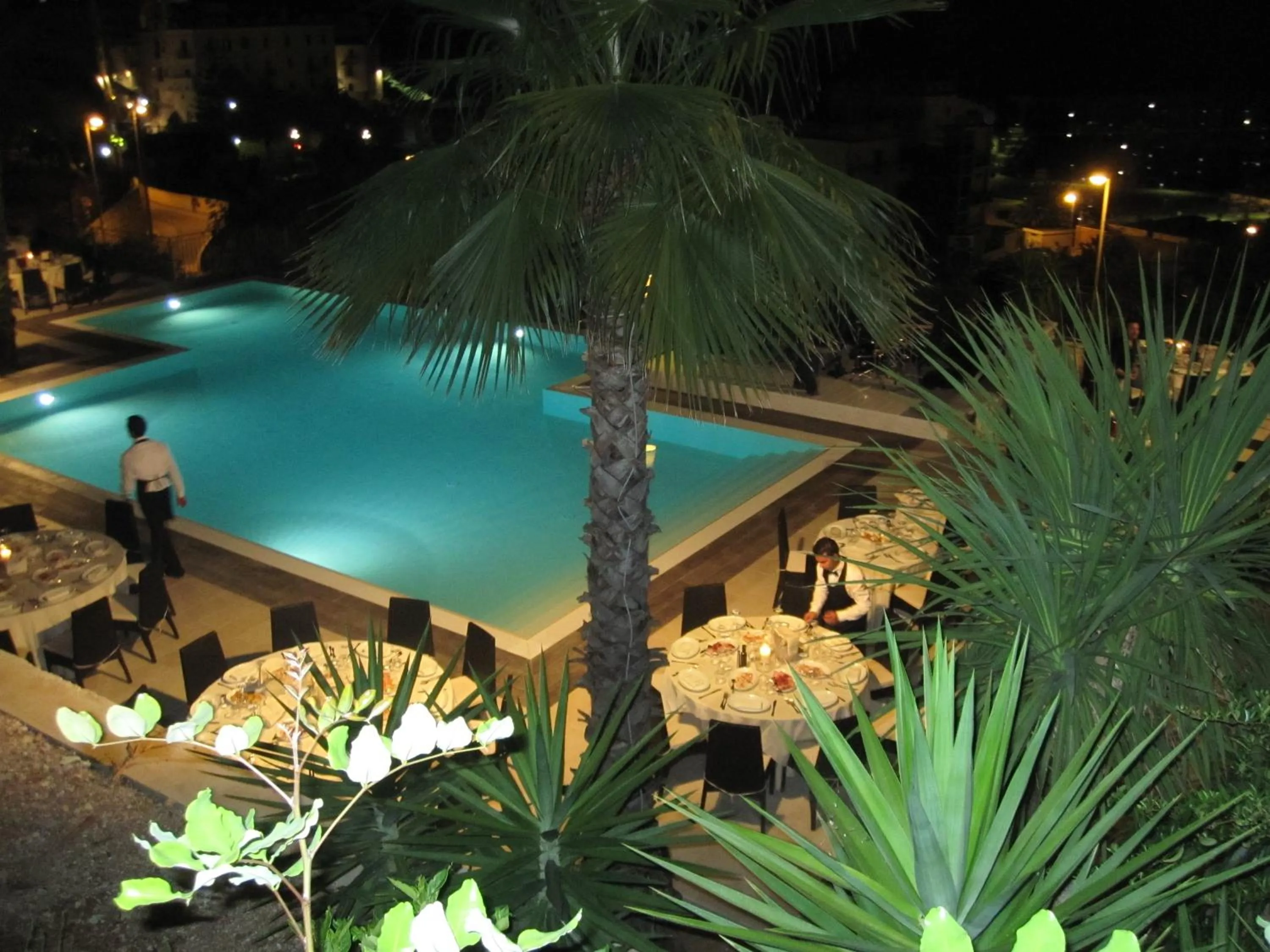 Swimming pool in Albergo Villa Vittoria