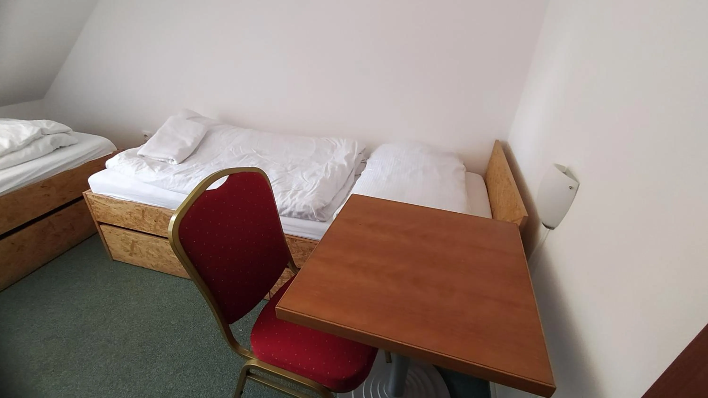 Photo of the whole room, Bed in Hotel Hospodářský dvůr Bohuslavice
