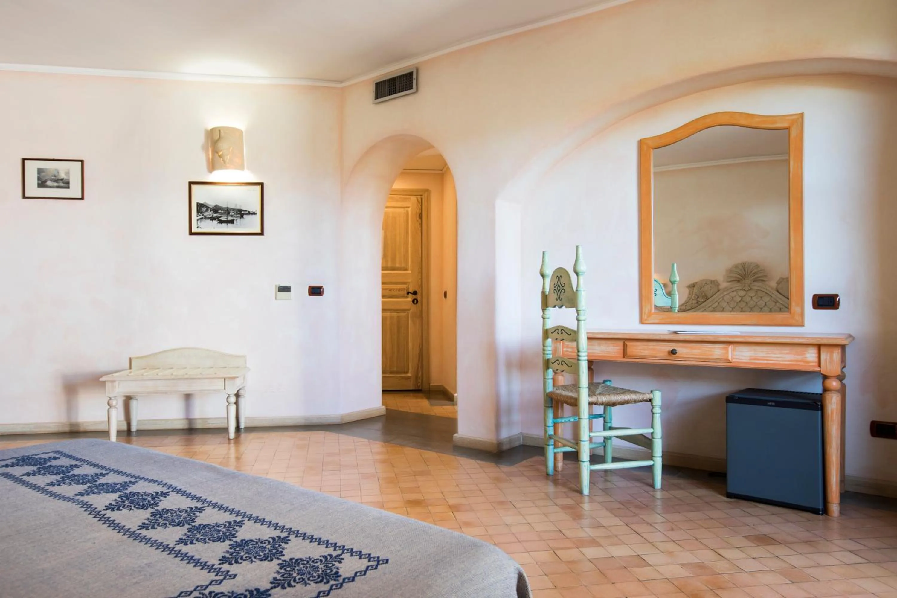 Bed in Hotel Poseidonia