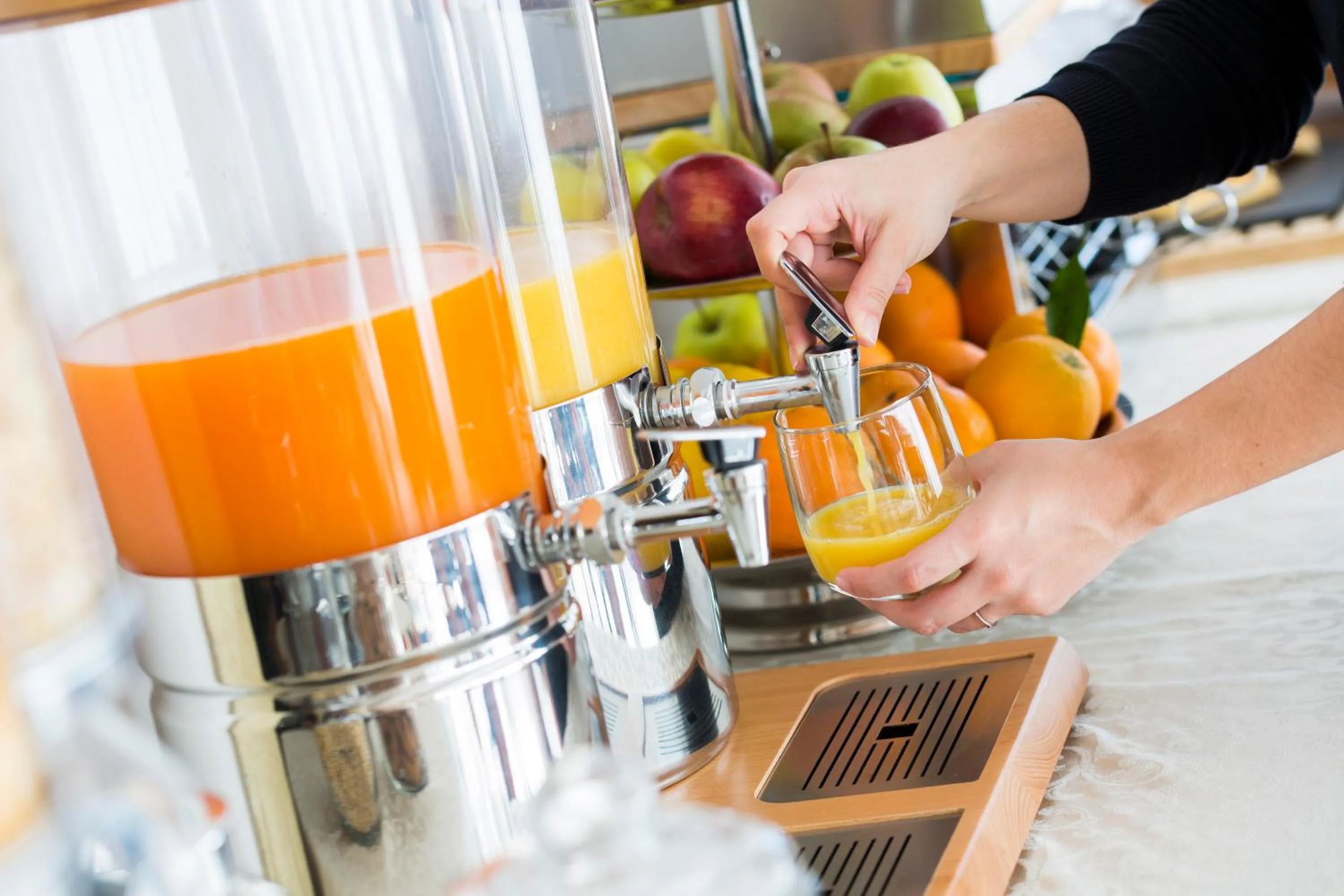 Buffet breakfast in Hotel Poseidonia