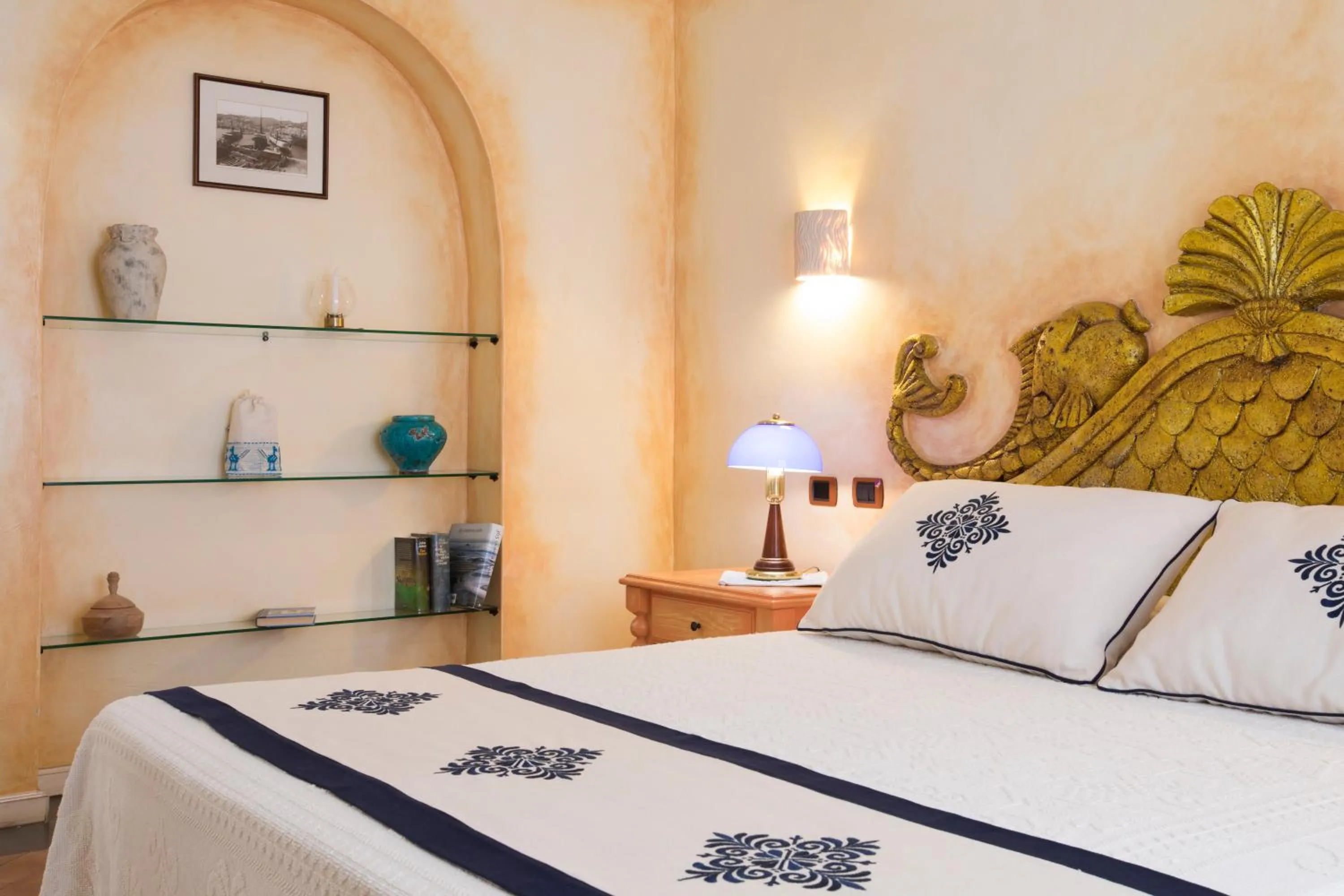 Bed in Hotel Poseidonia