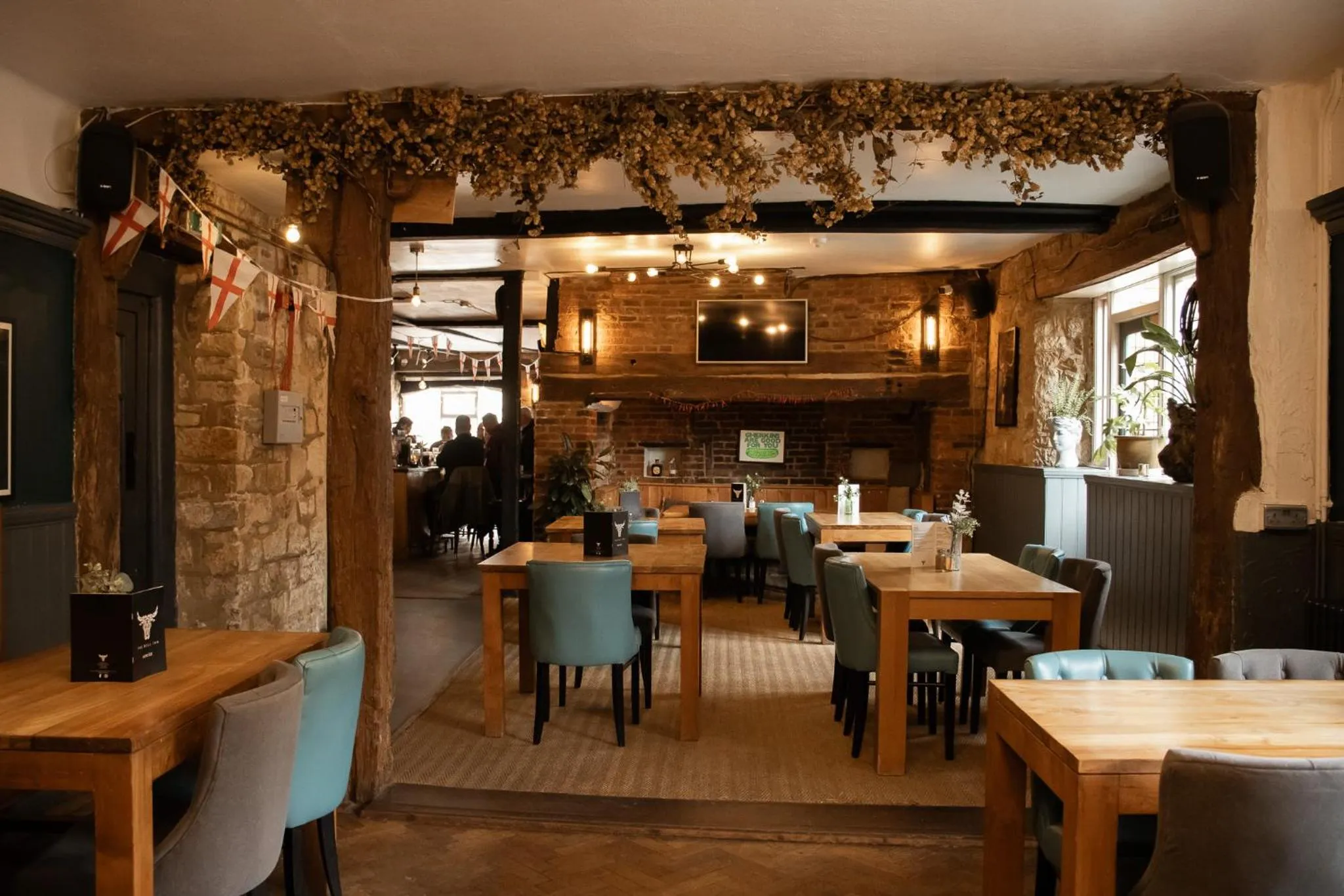 Restaurant/places to eat in The Bull