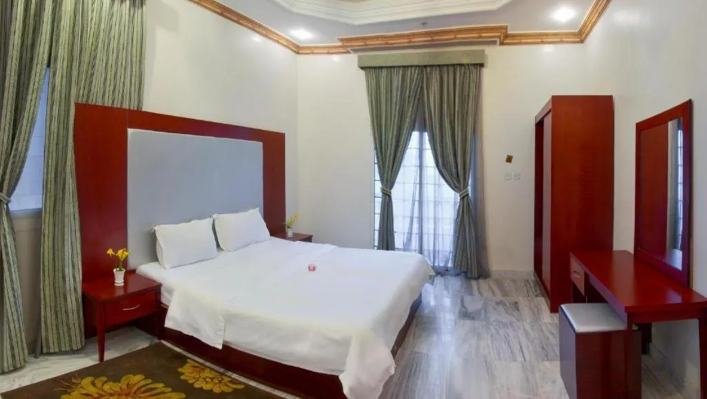 Bed in Al Farhan Apartment Al Hamra-Jeddah