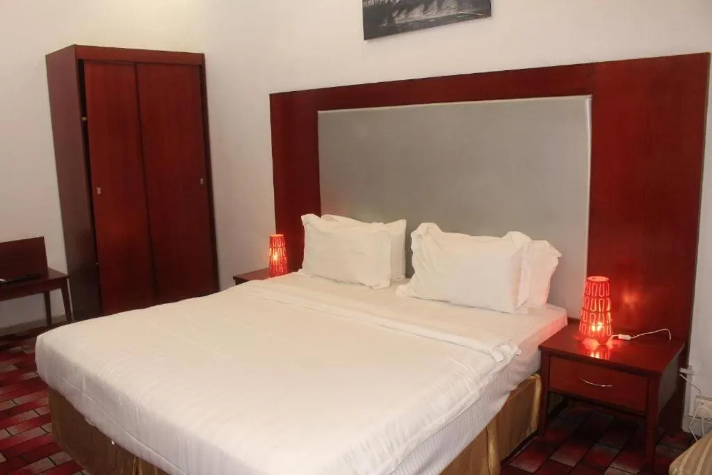 Bed in Al Farhan Apartment Al Hamra-Jeddah