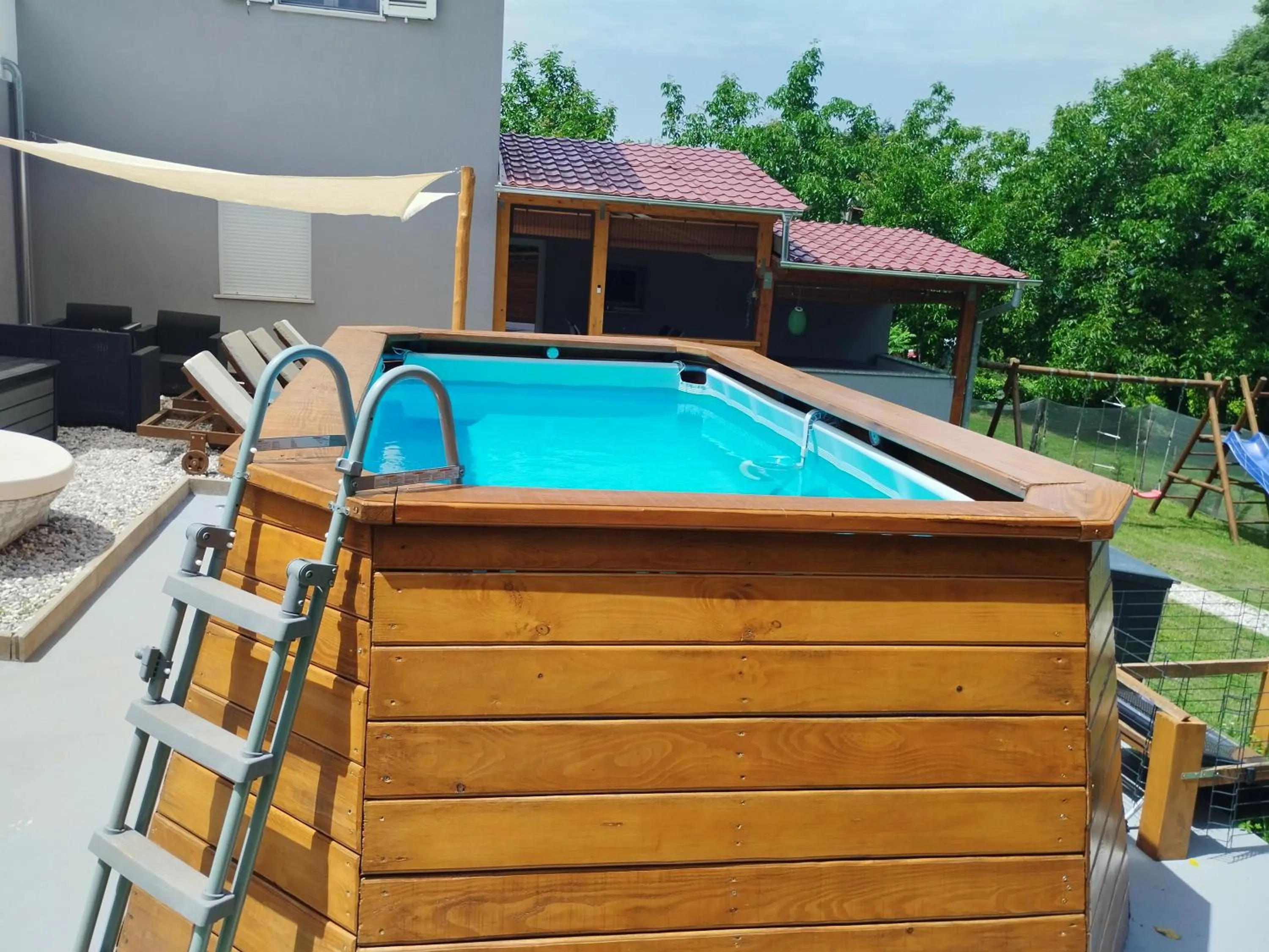 apartman Goga with pool and jacuzzi