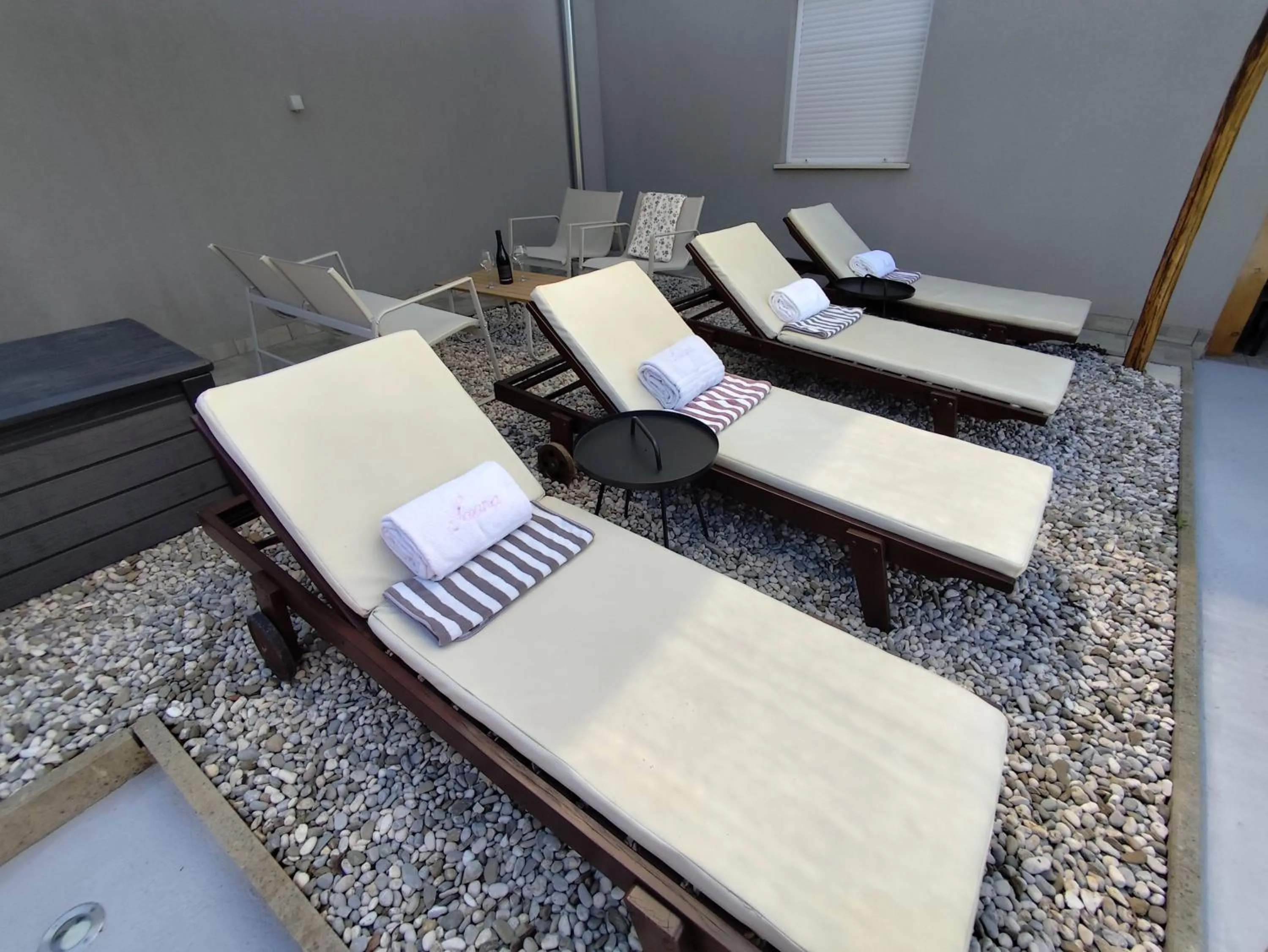apartman Goga with pool and jacuzzi