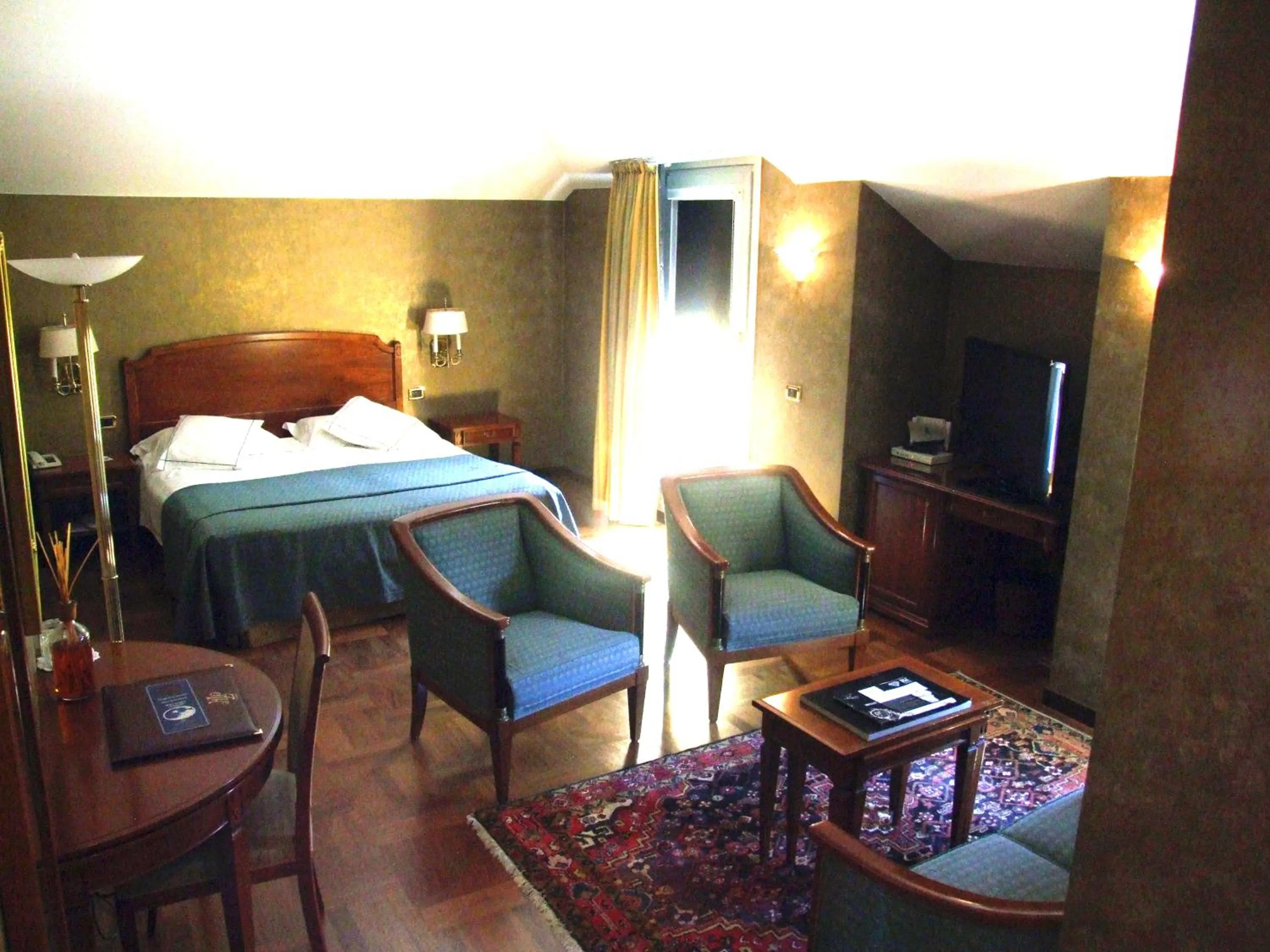 Photo of the whole room, Bed in Hotel Palazzo Lovera