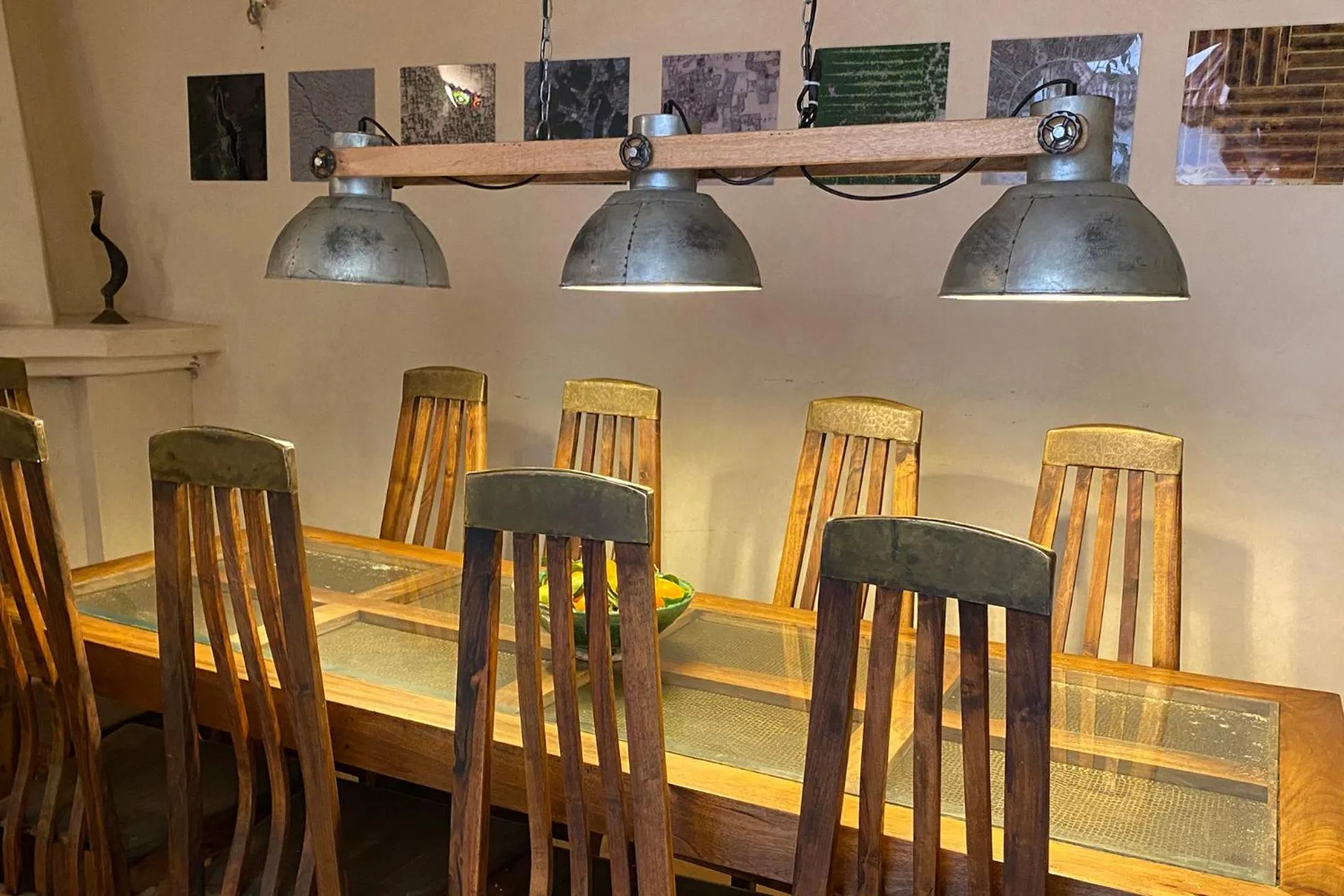 Restaurant/places to eat in Riad Of The Storks