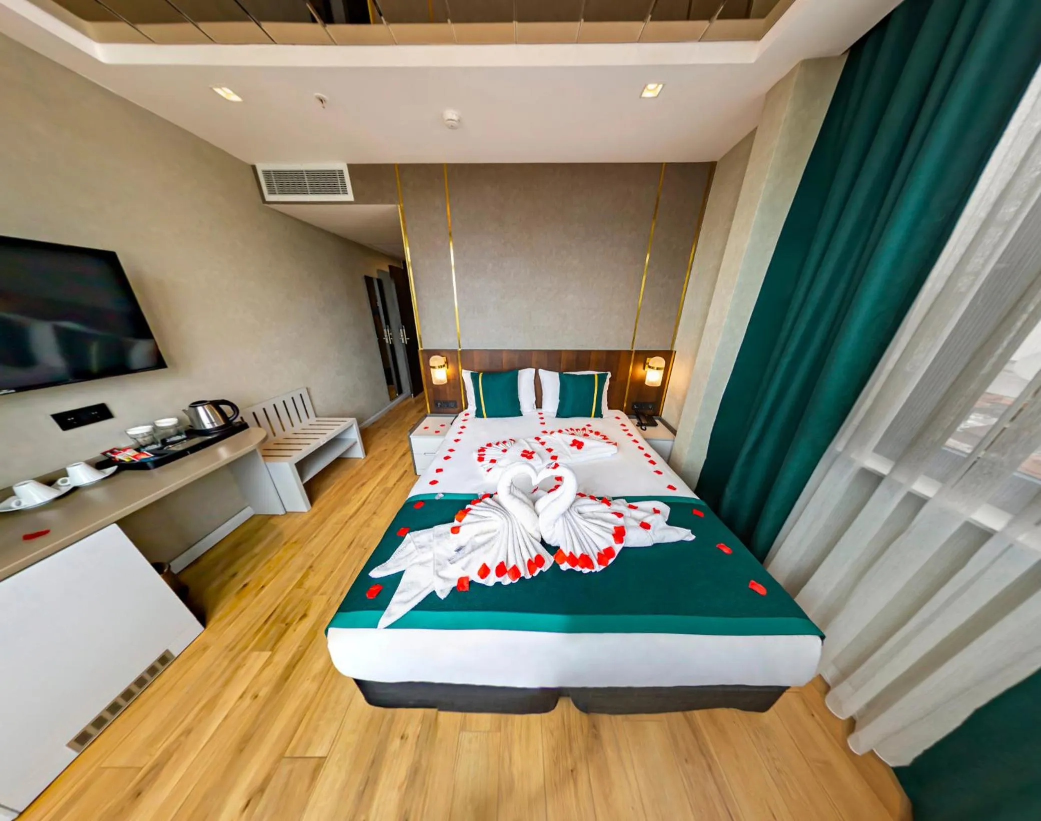 Photo of the whole room, Bed in Costera Hotel