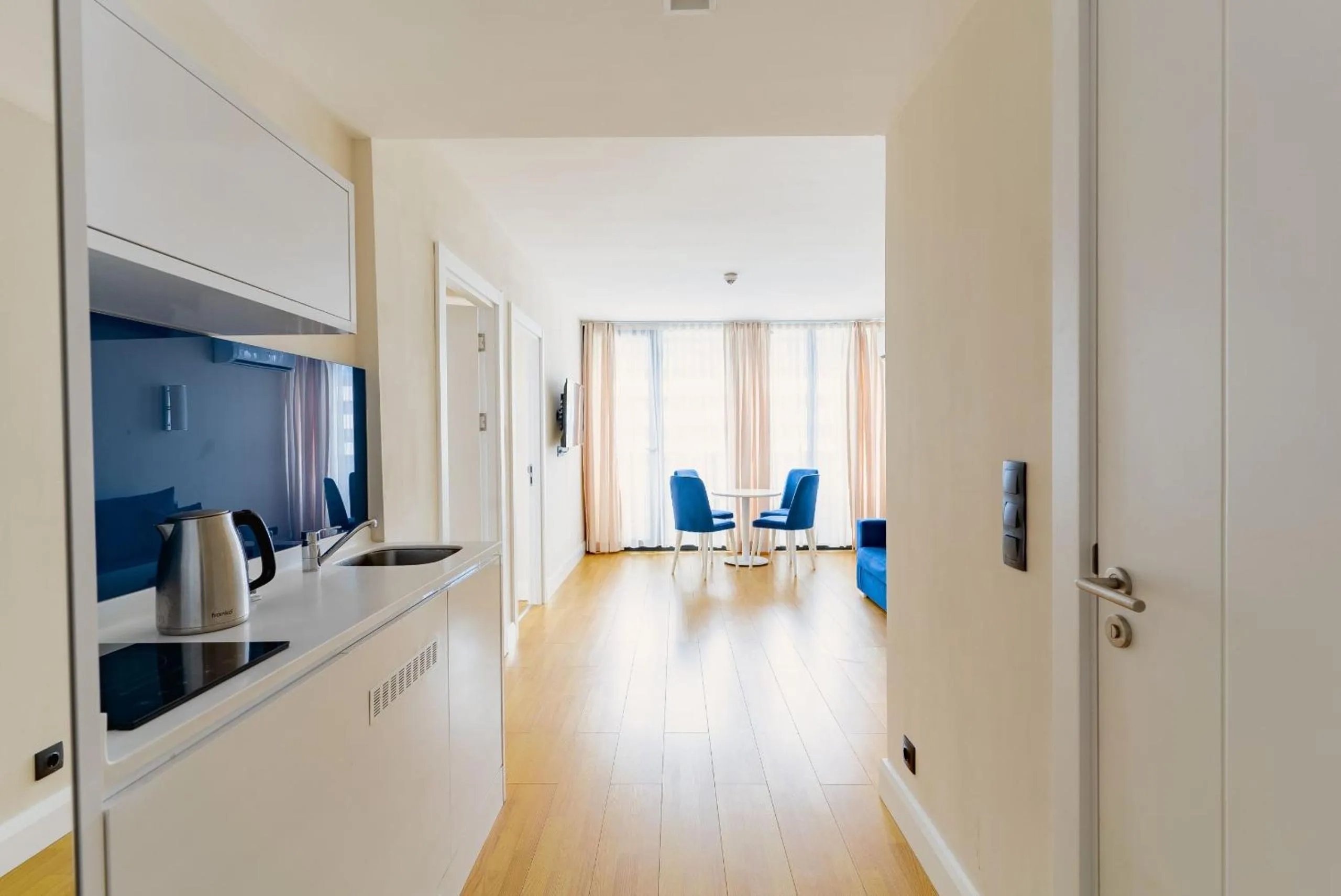 TV and multimedia in Orbi City Hotel With Sea View