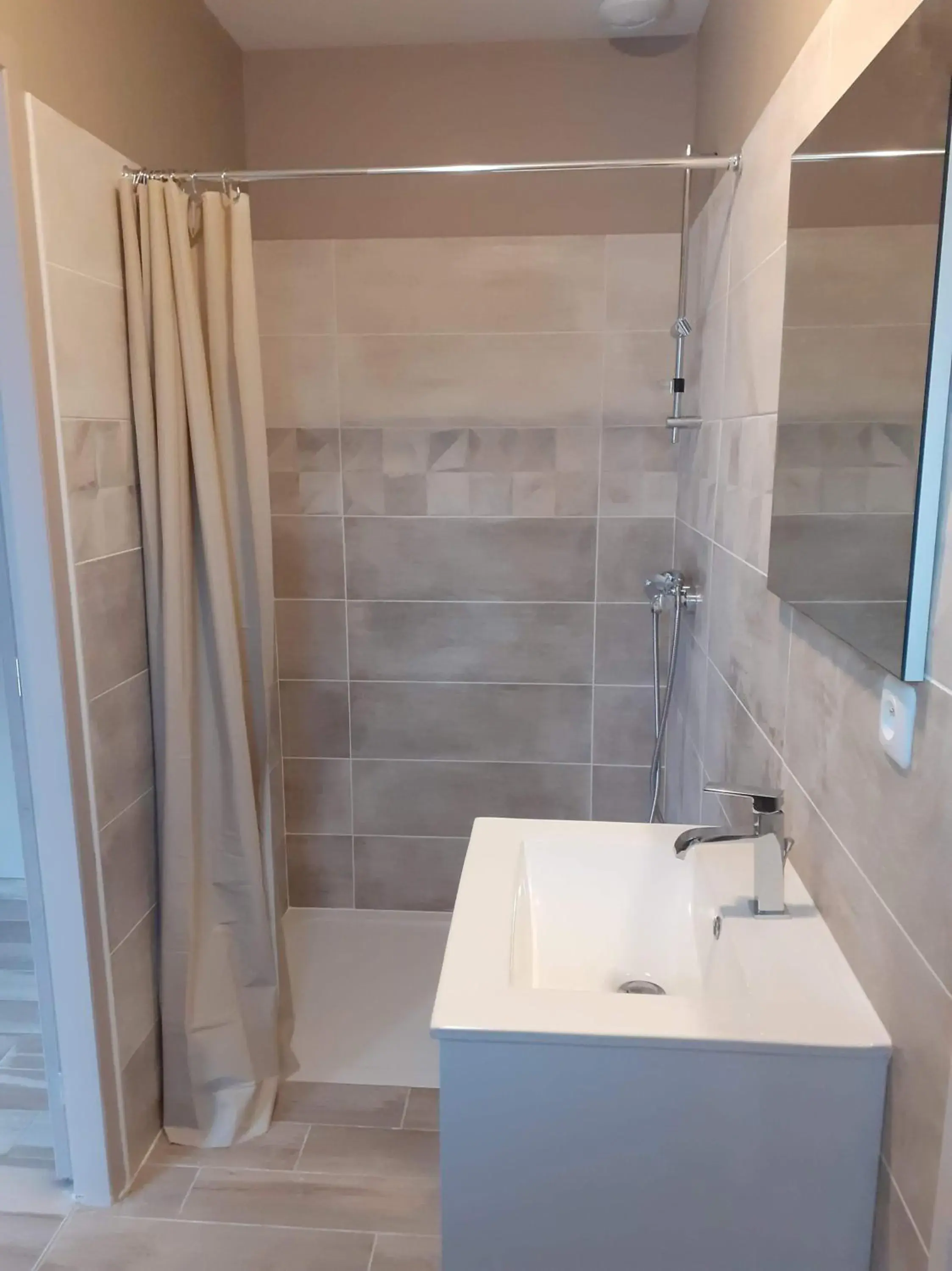 Single Room with Garden View - single occupancy in La Petite Salamandre Single Room with Garden View - single occupancy in La Petite Salamandre