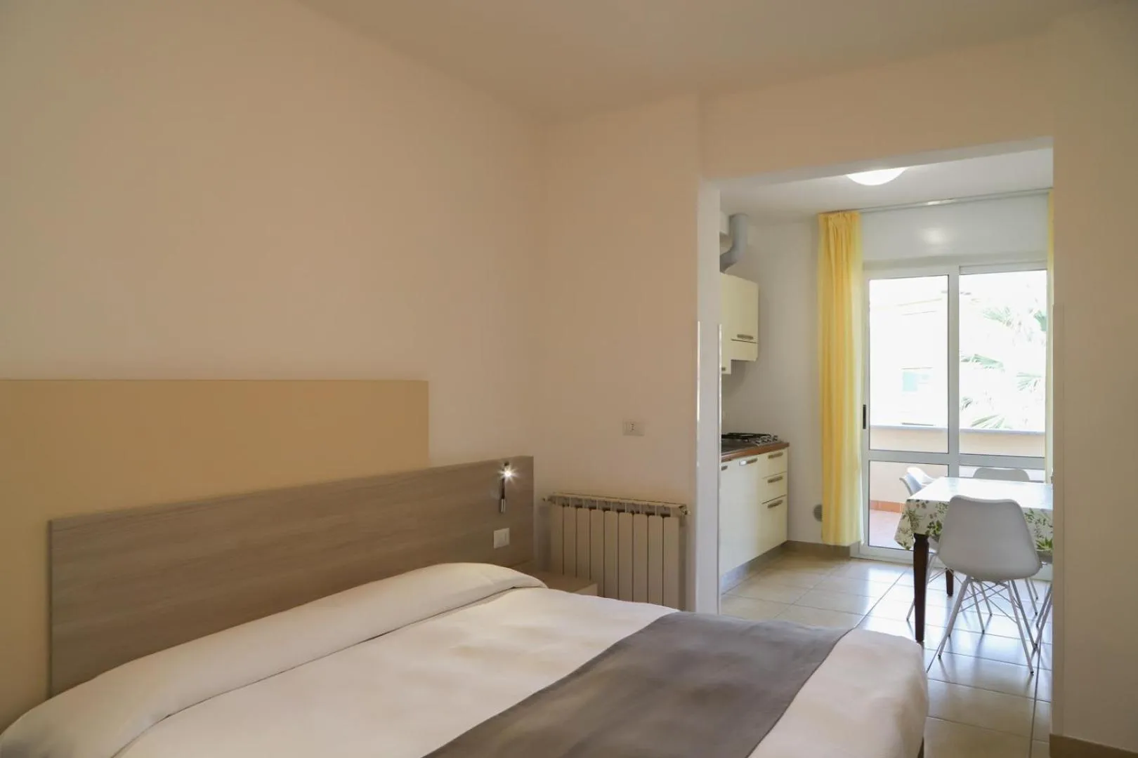 Bed in Hotel Residence La Palma