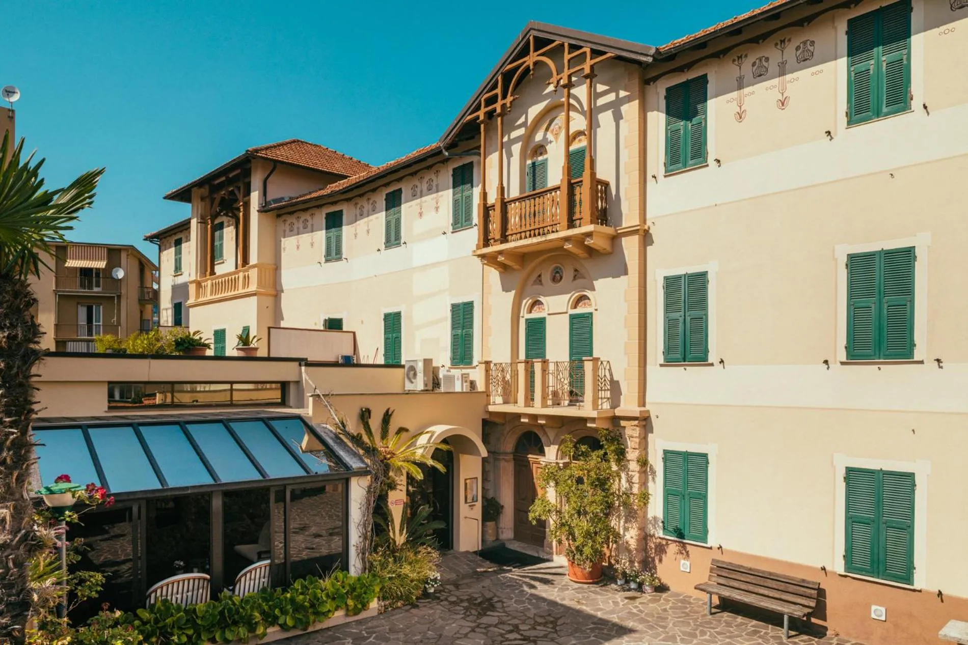 Property building in Hotel Residence La Palma
