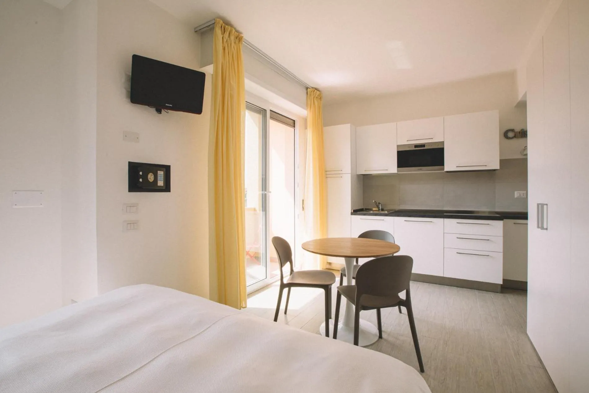 Photo of the whole room, Bed in Hotel Residence La Palma