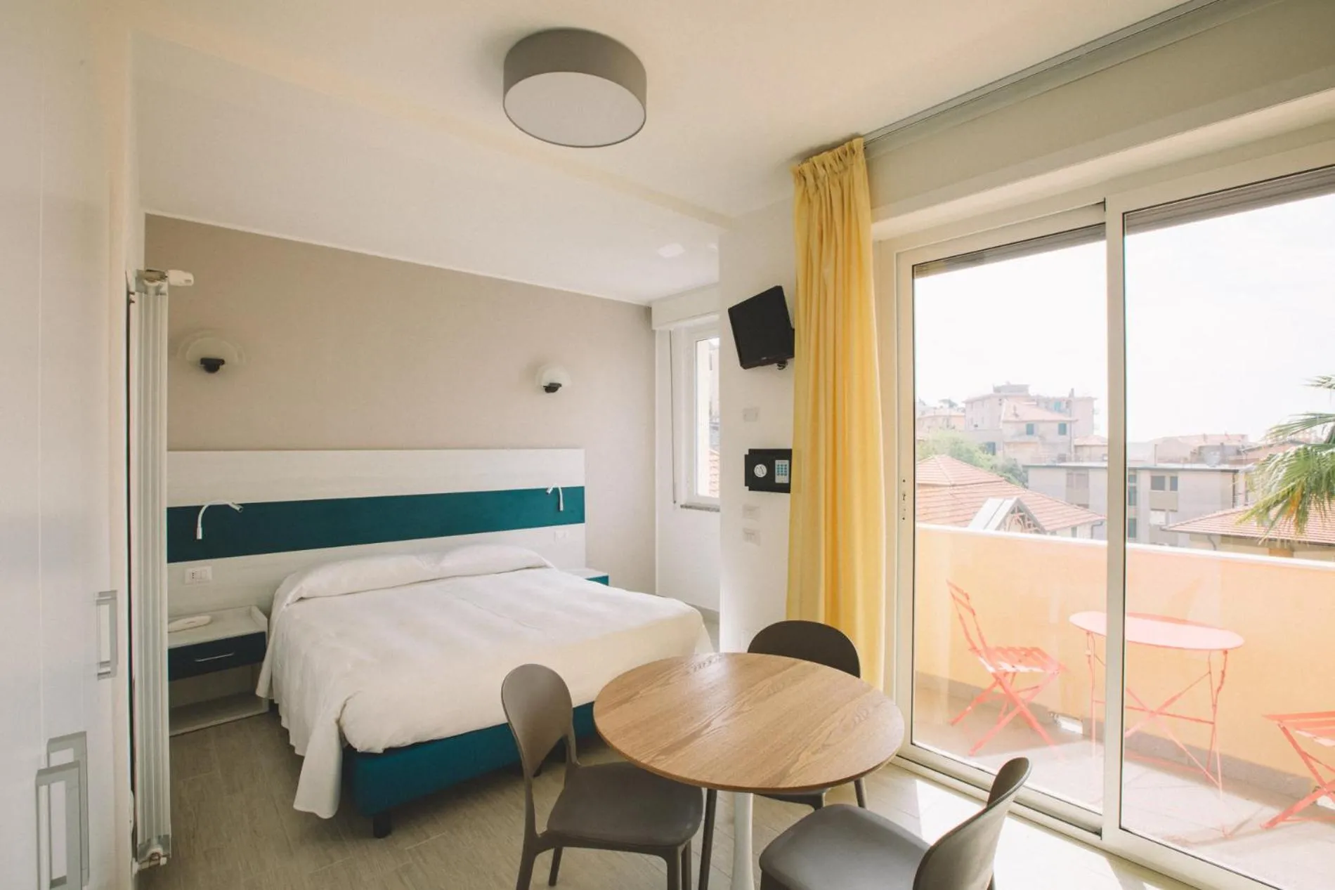 Bed in Hotel Residence La Palma