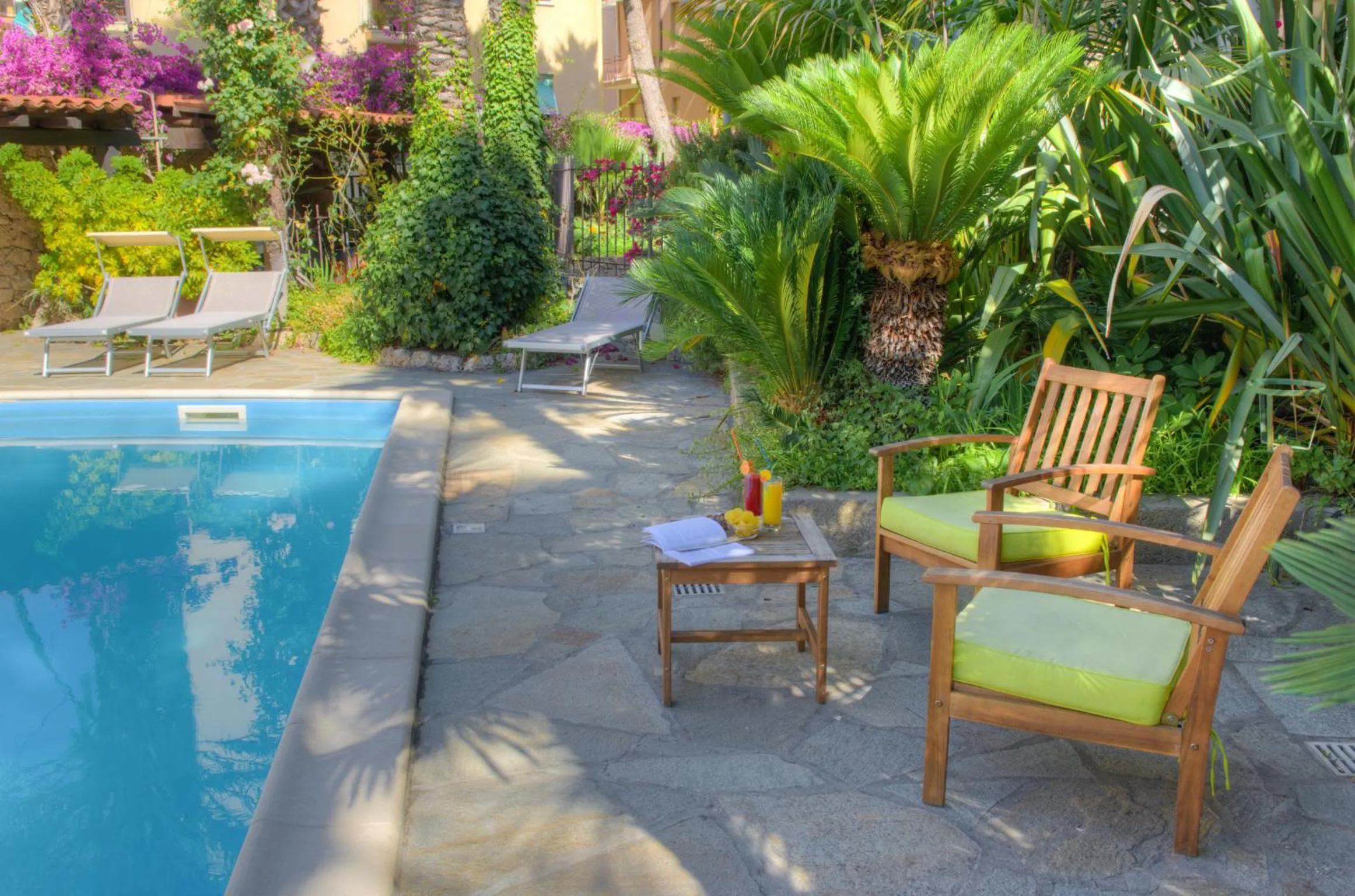 Swimming pool in Hotel Residence La Palma
