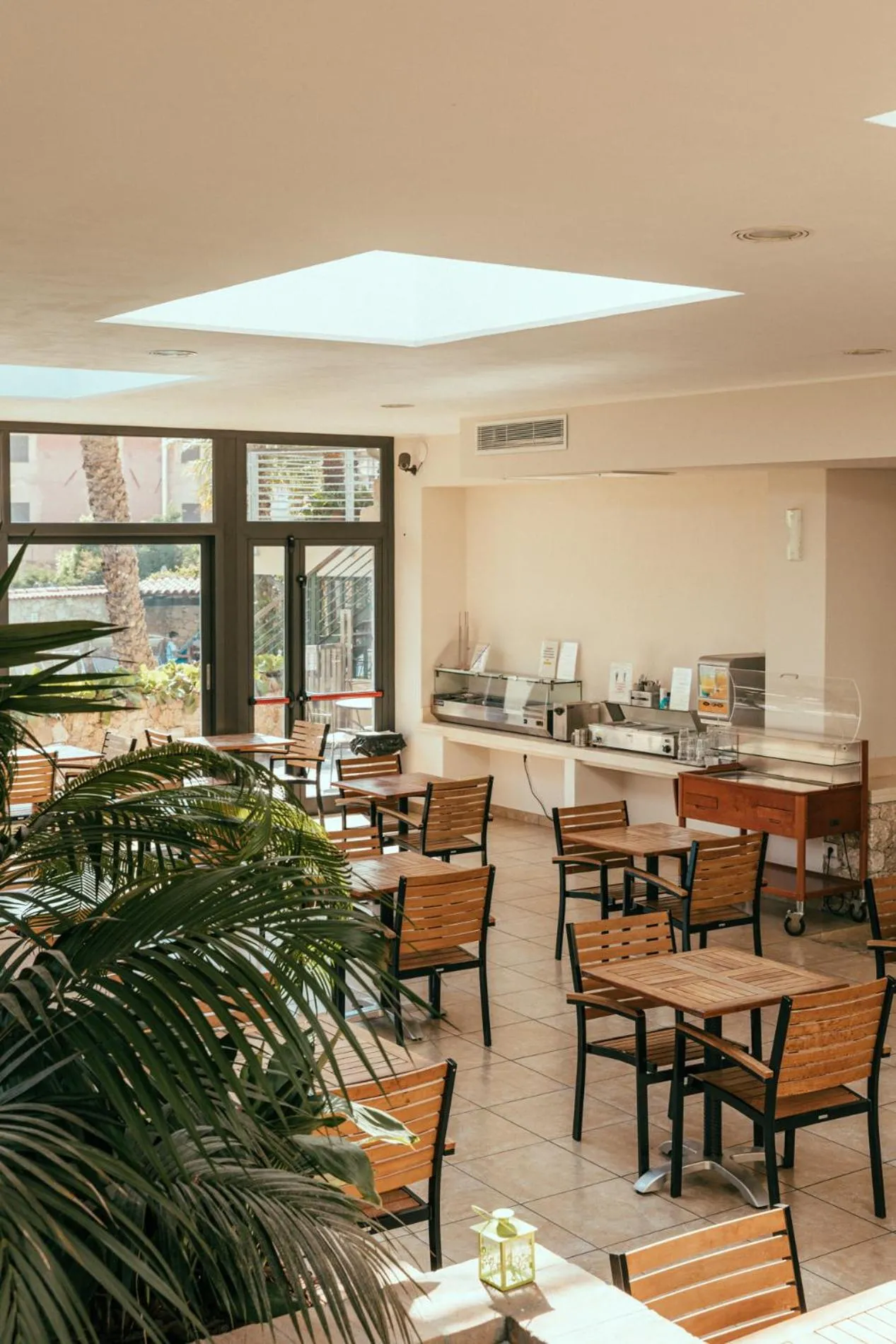 Restaurant/places to eat in Hotel Residence La Palma