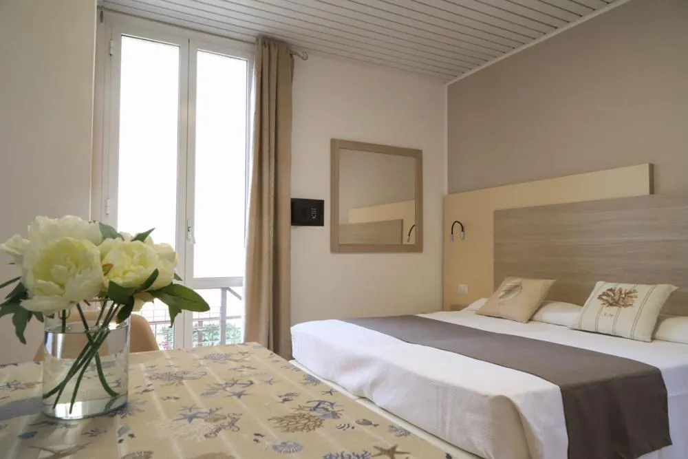 Photo of the whole room, Bed in Hotel Residence La Palma