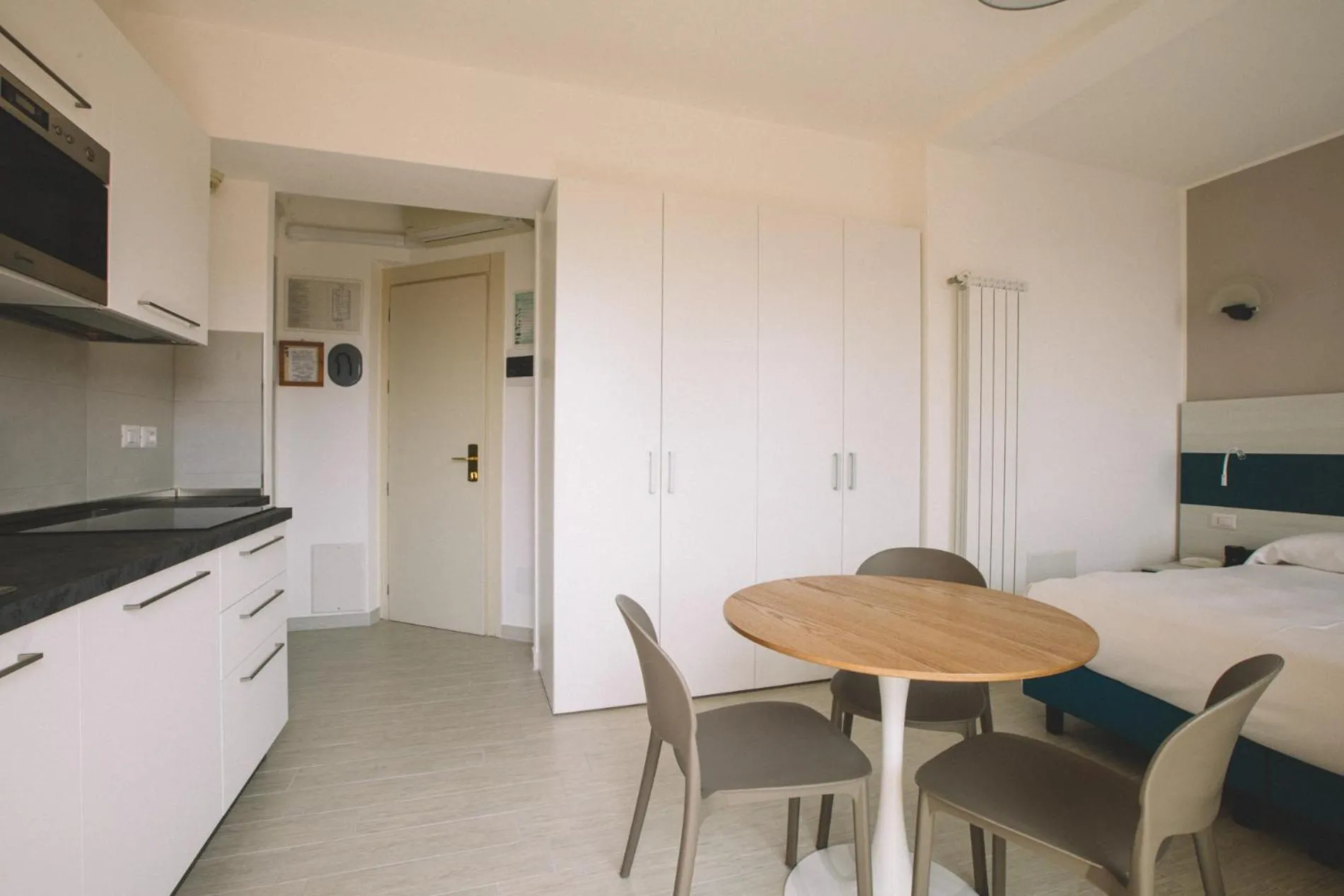 Kitchen or kitchenette in Hotel Residence La Palma
