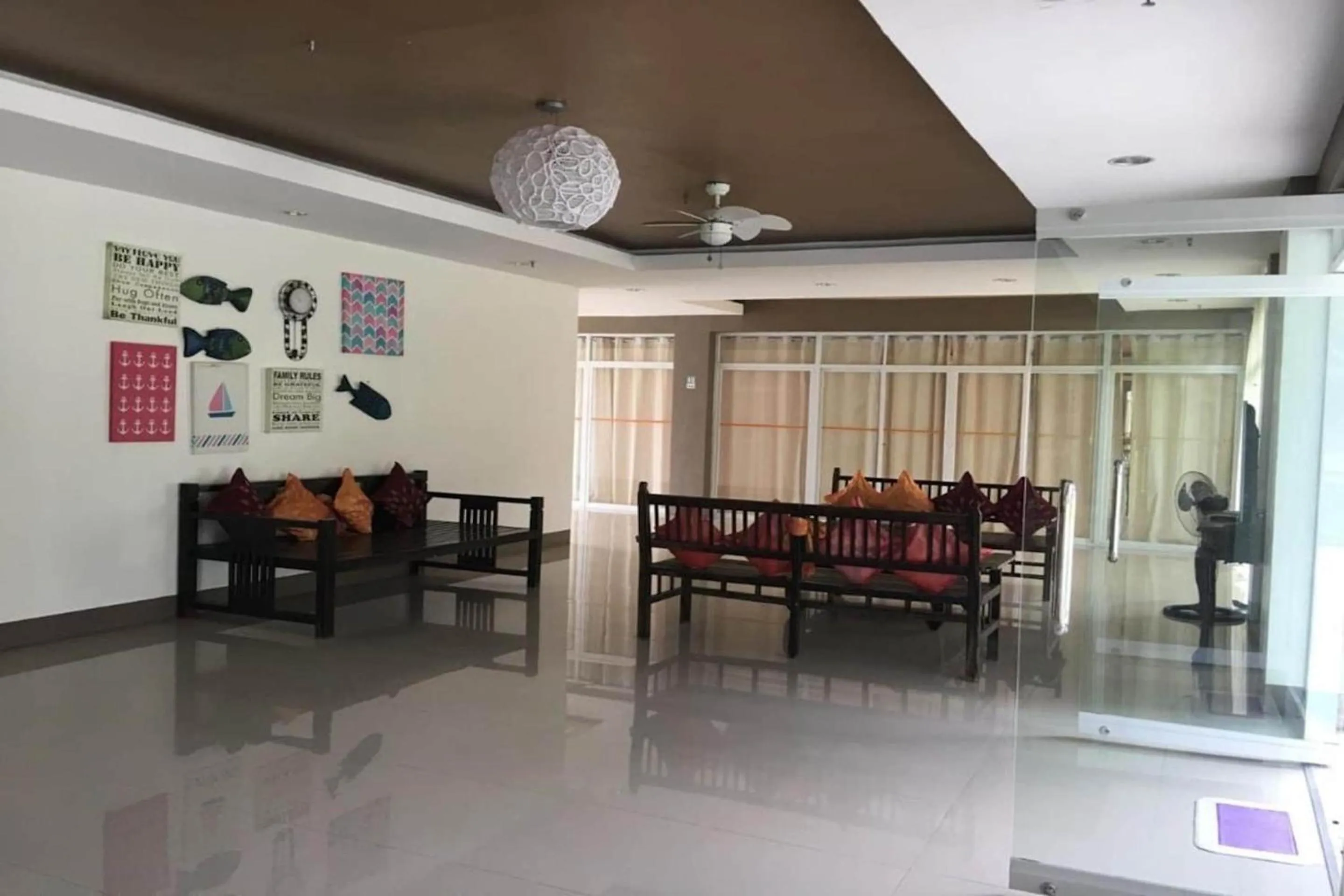 Lobby or reception in OYO 921 Sorrento Hotel And Resort