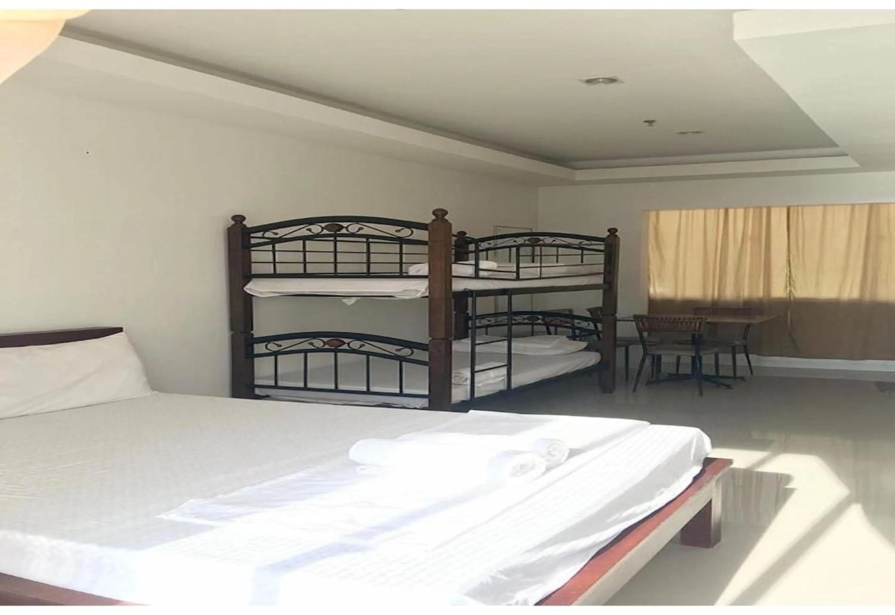 Bedroom in OYO 921 Sorrento Hotel And Resort