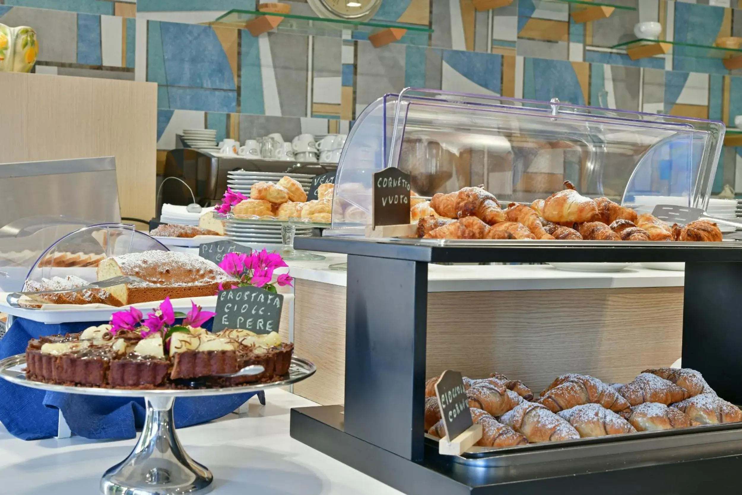 Buffet breakfast in Hotel & Apartments Villa Linda Buffet breakfast in Hotel & Apartments Villa Linda