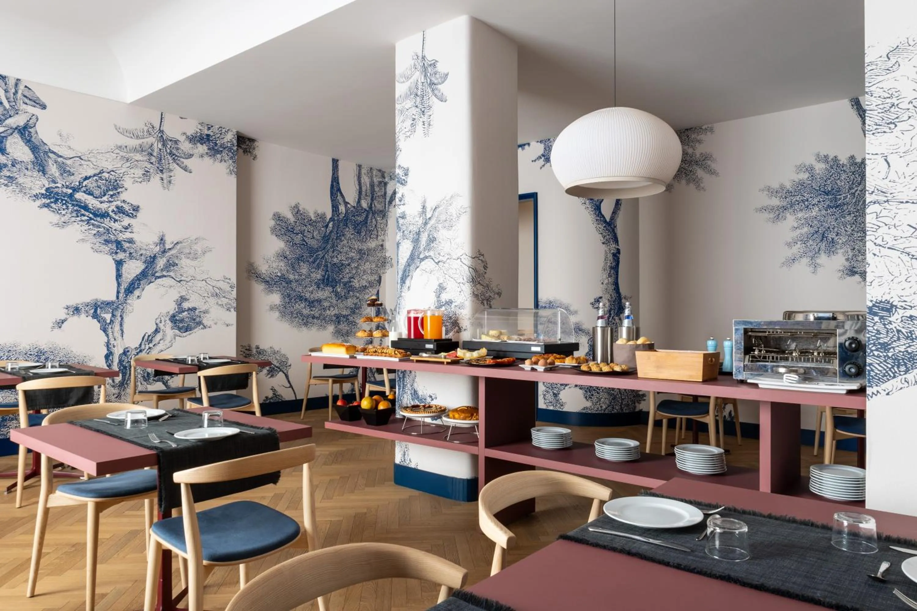 Breakfast in Hotel Principe Di Villafranca