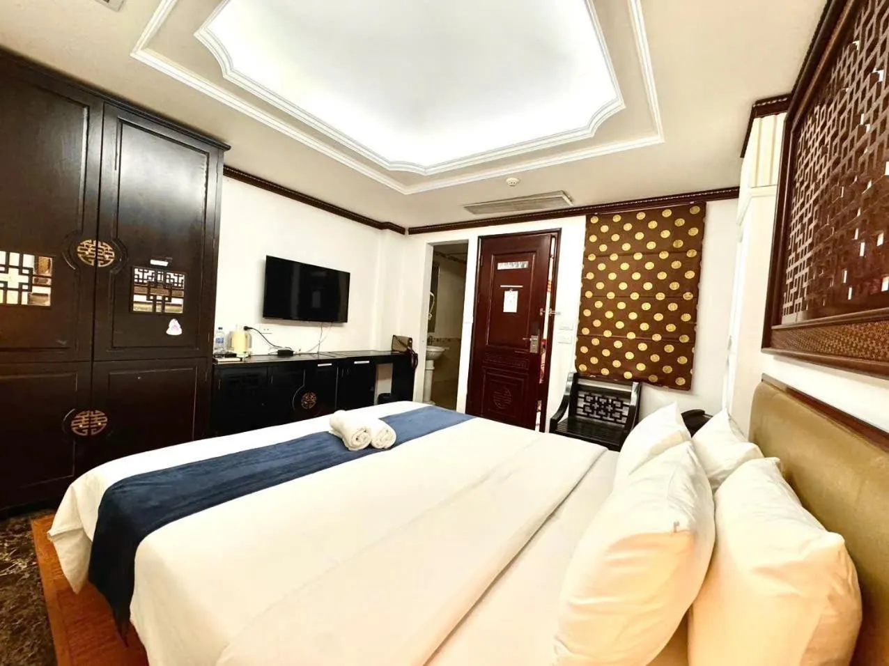 Bed in Church Legend Hotel