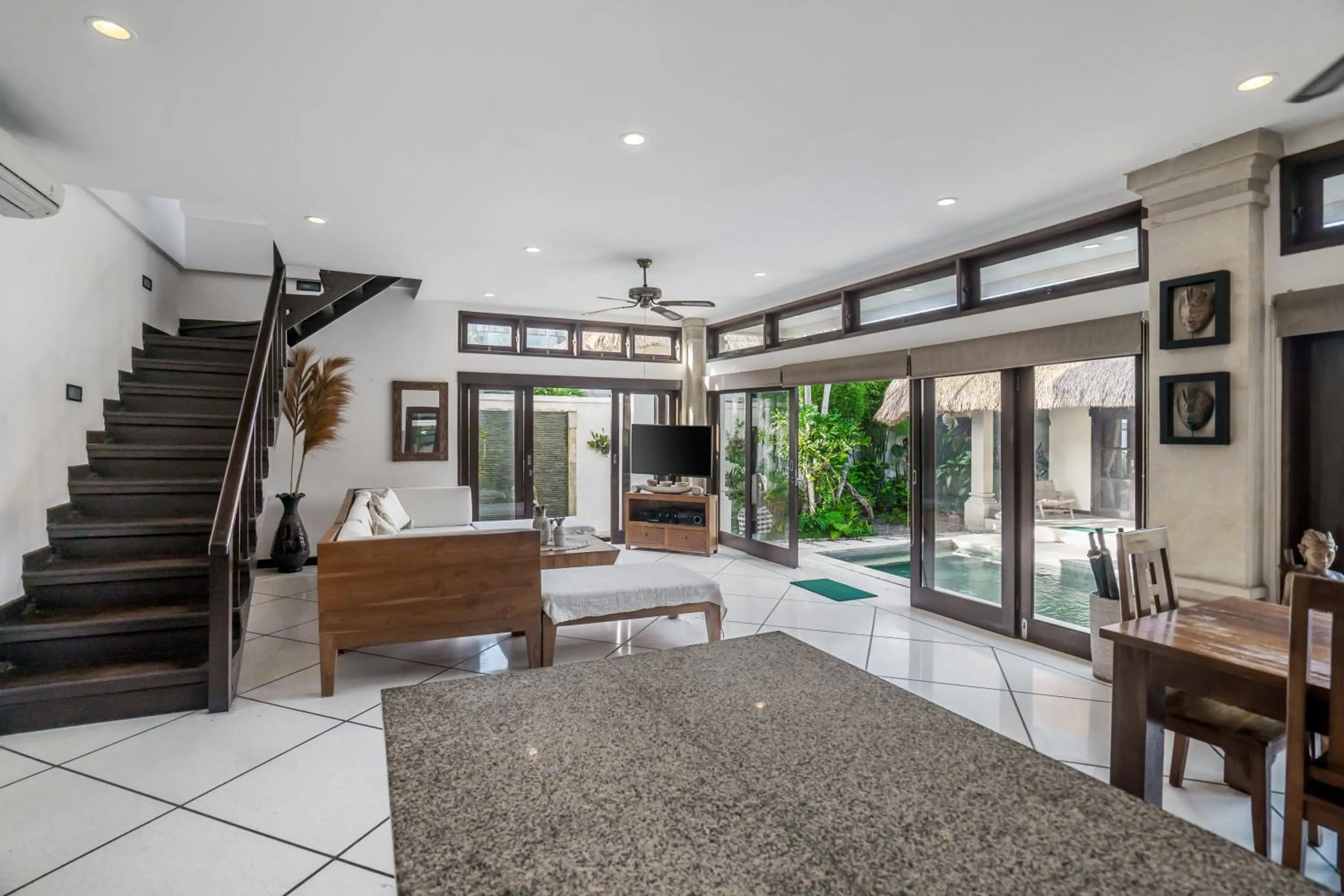 Living room in Villa Gading by Alfred in Bali