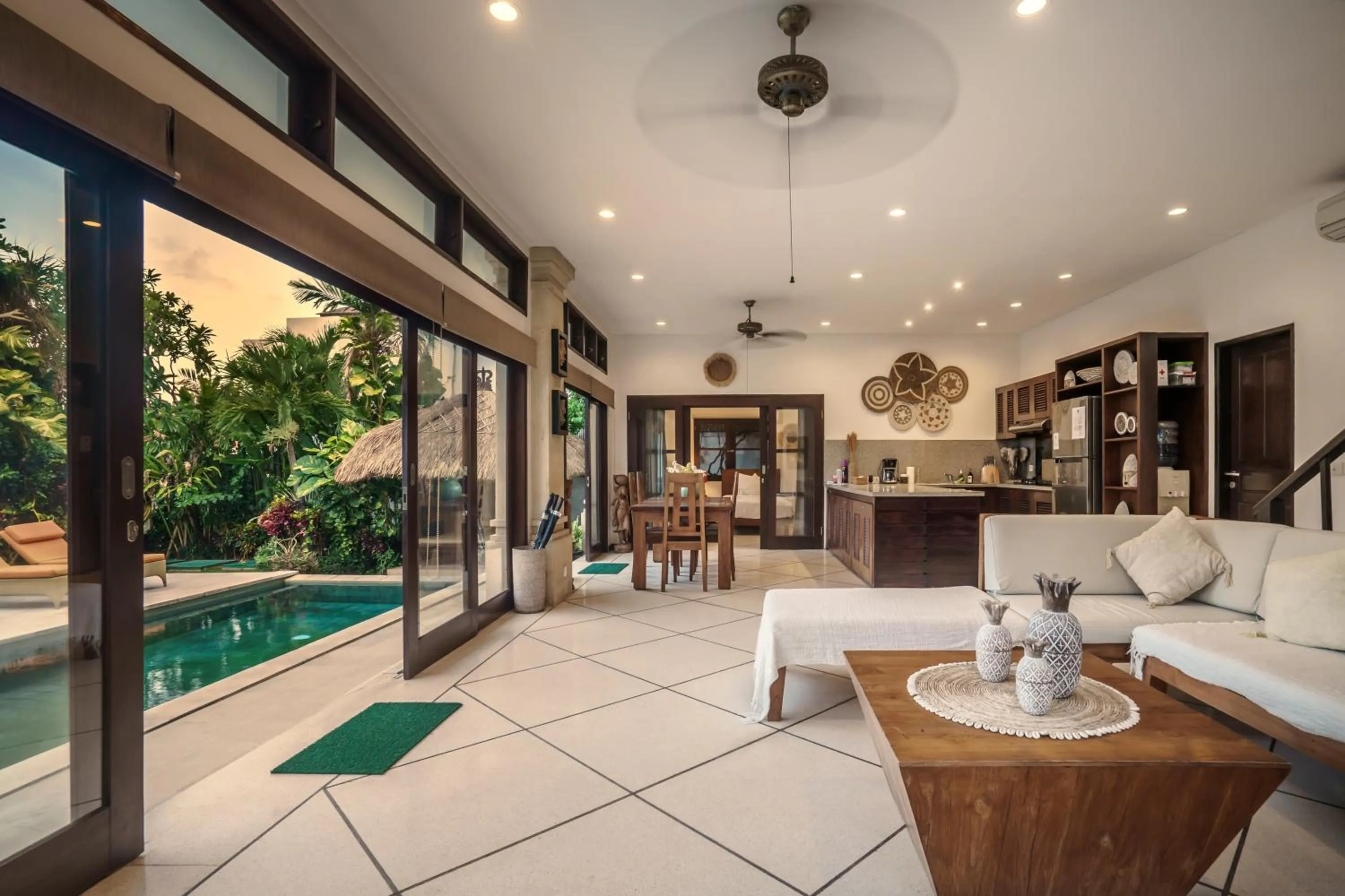 Living room in Villa Gading by Alfred in Bali